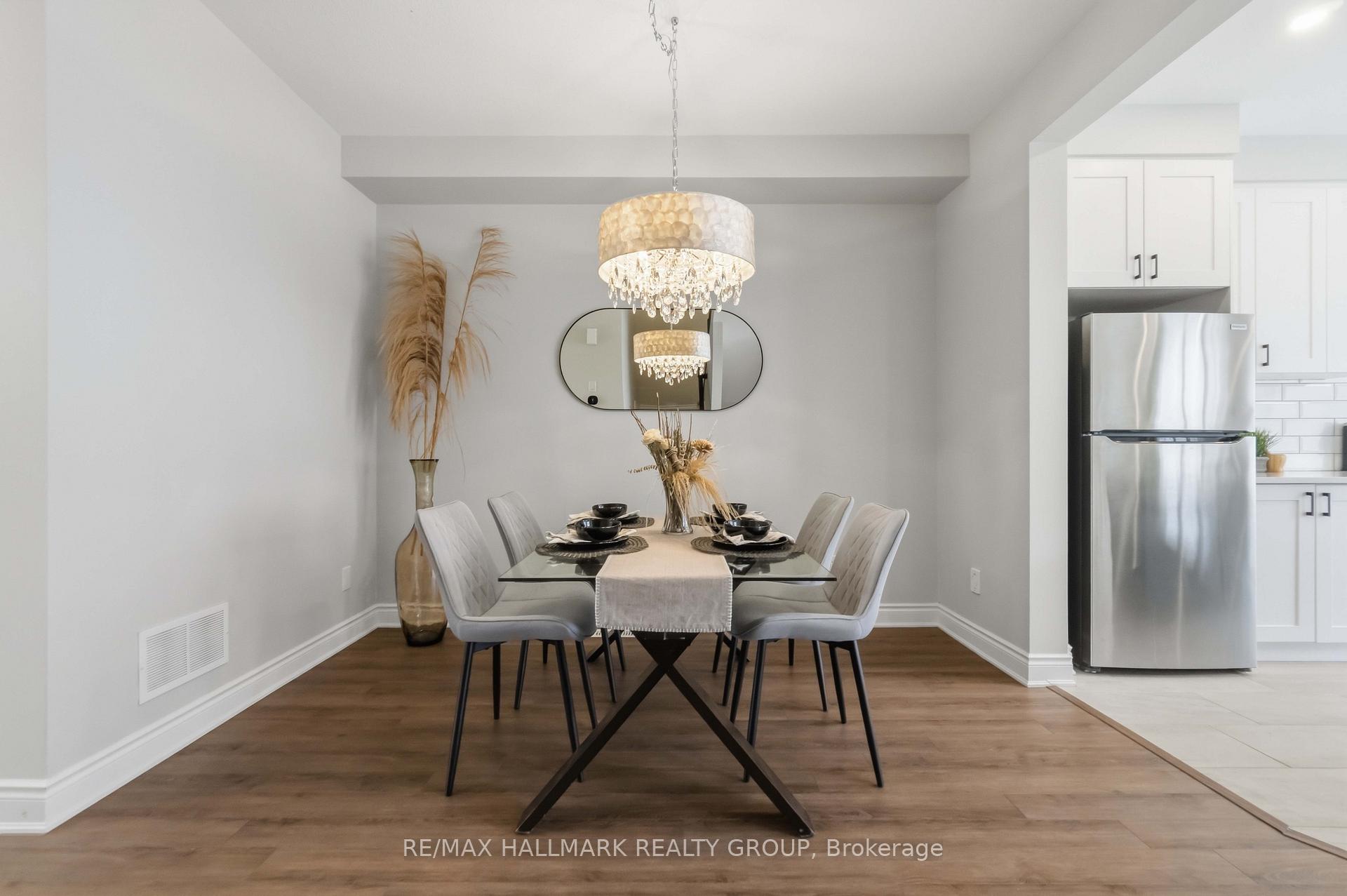 Photo 7 of 522 Culdaff Road, Ottawa, Stittsville (North) — HOMEH