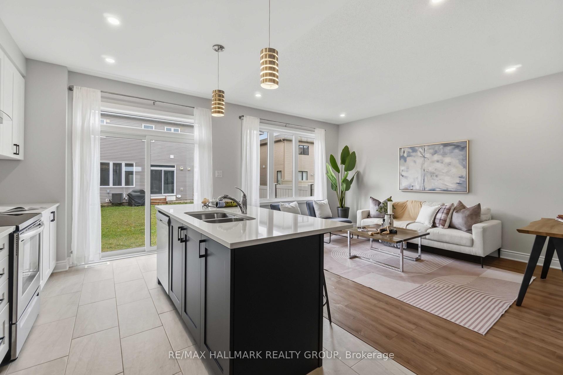 Photo 17 of 522 Culdaff Road, Ottawa, Stittsville (North) — HOMEH