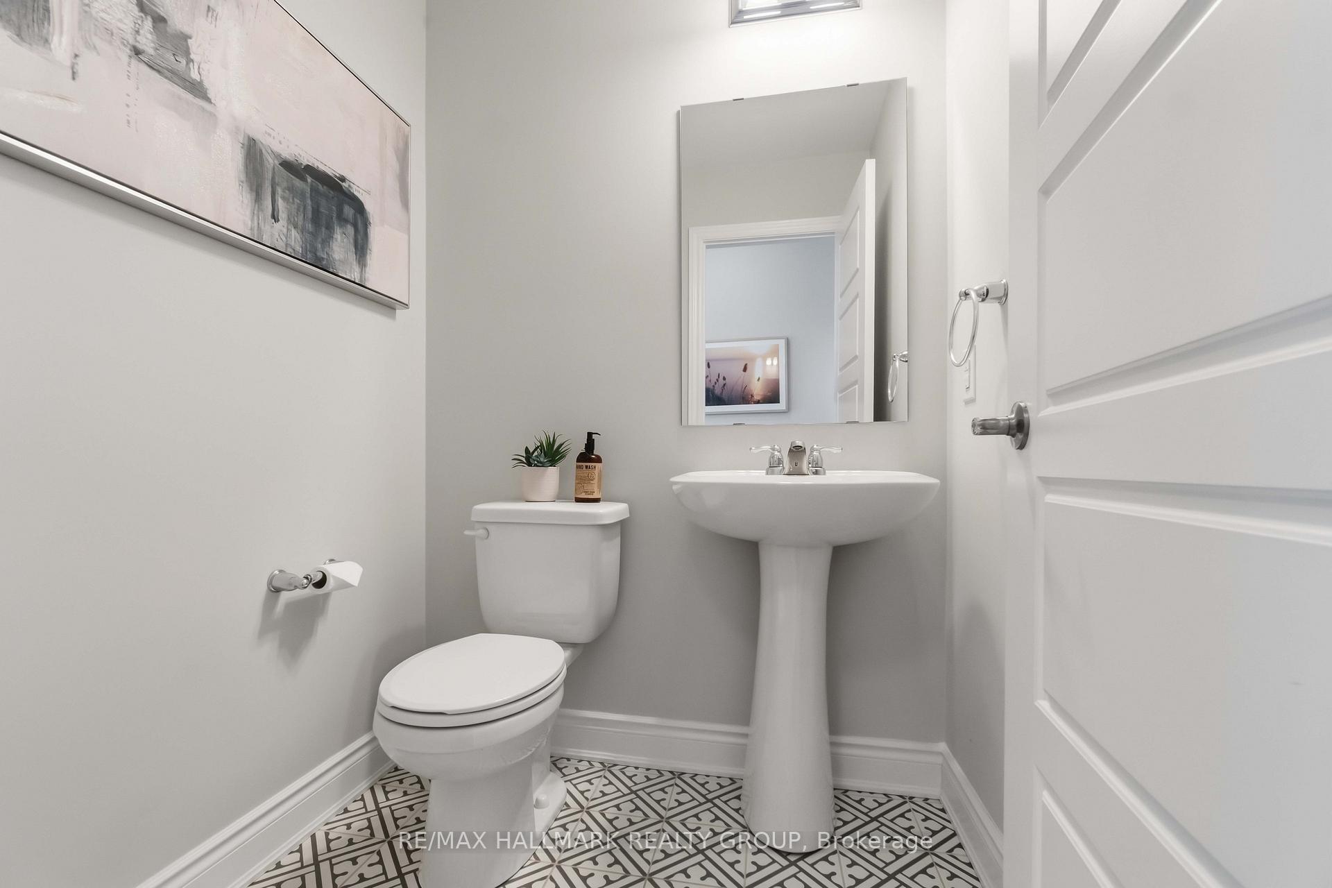 Photo 20 of 522 Culdaff Road, Ottawa, Stittsville (North) — HOMEH