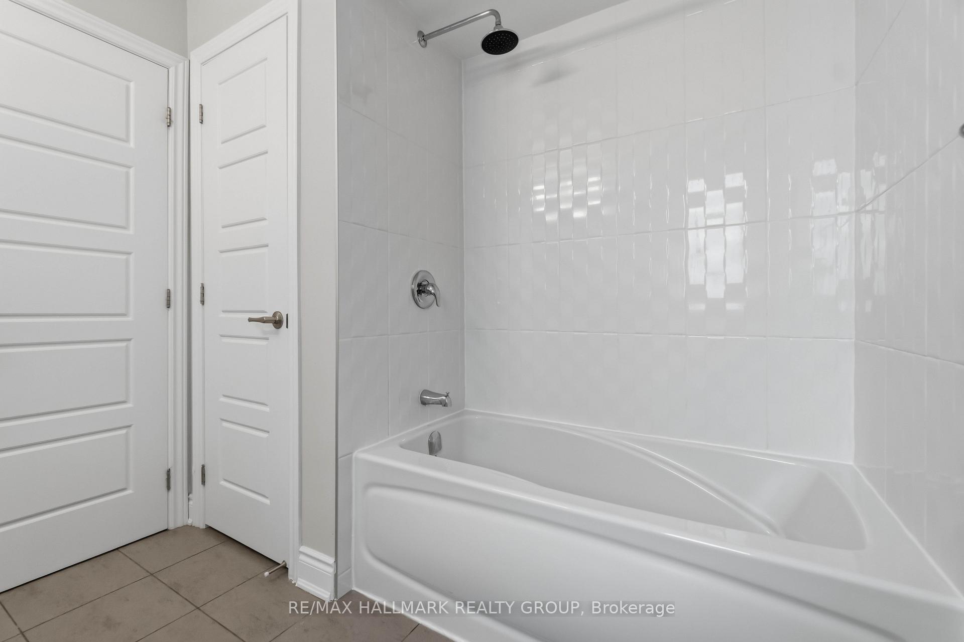 Photo 25 of 522 Culdaff Road, Ottawa, Stittsville (North) — HOMEH
