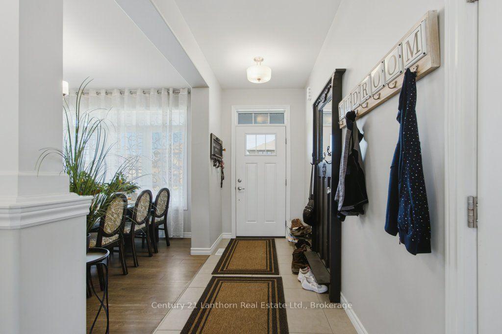 Photo 4 of 7 Cottonwood Drive, Belleville, Thurlow Ward — HOMEH