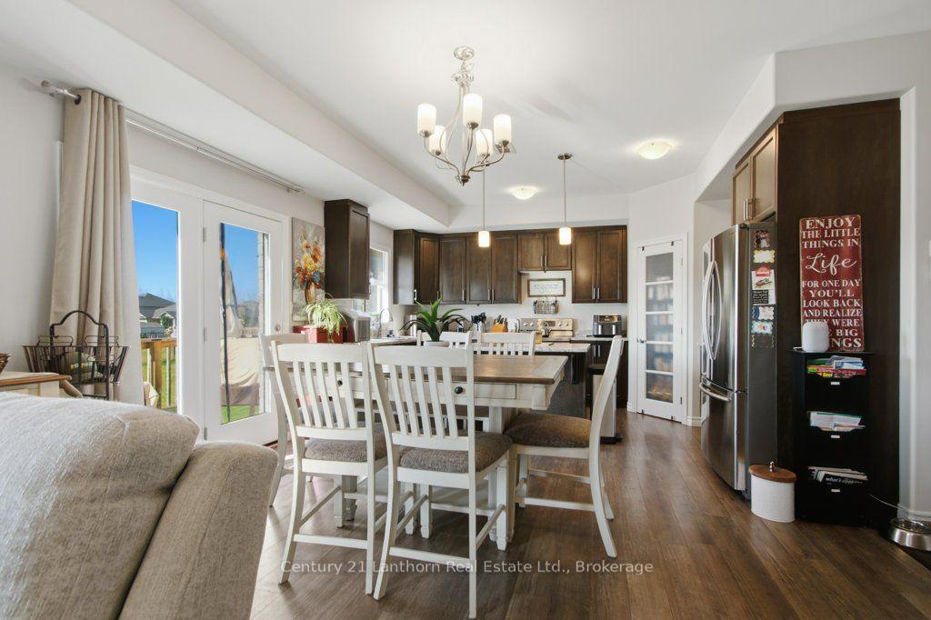 Photo 8 of 7 Cottonwood Drive, Belleville, Thurlow Ward — HOMEH