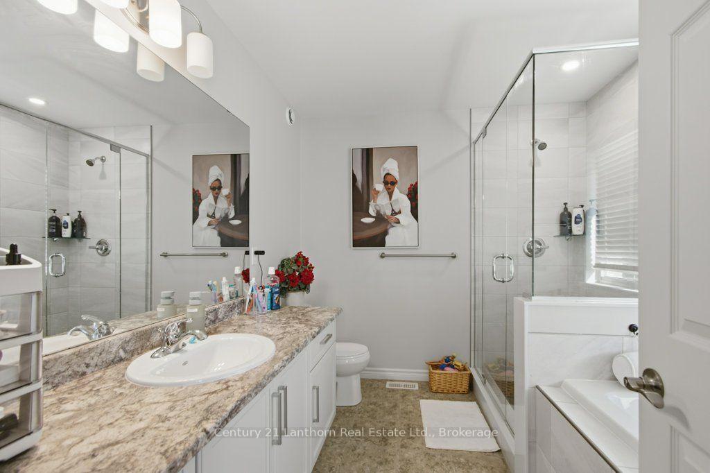 Photo 25 of 7 Cottonwood Drive, Belleville, Thurlow Ward — HOMEH