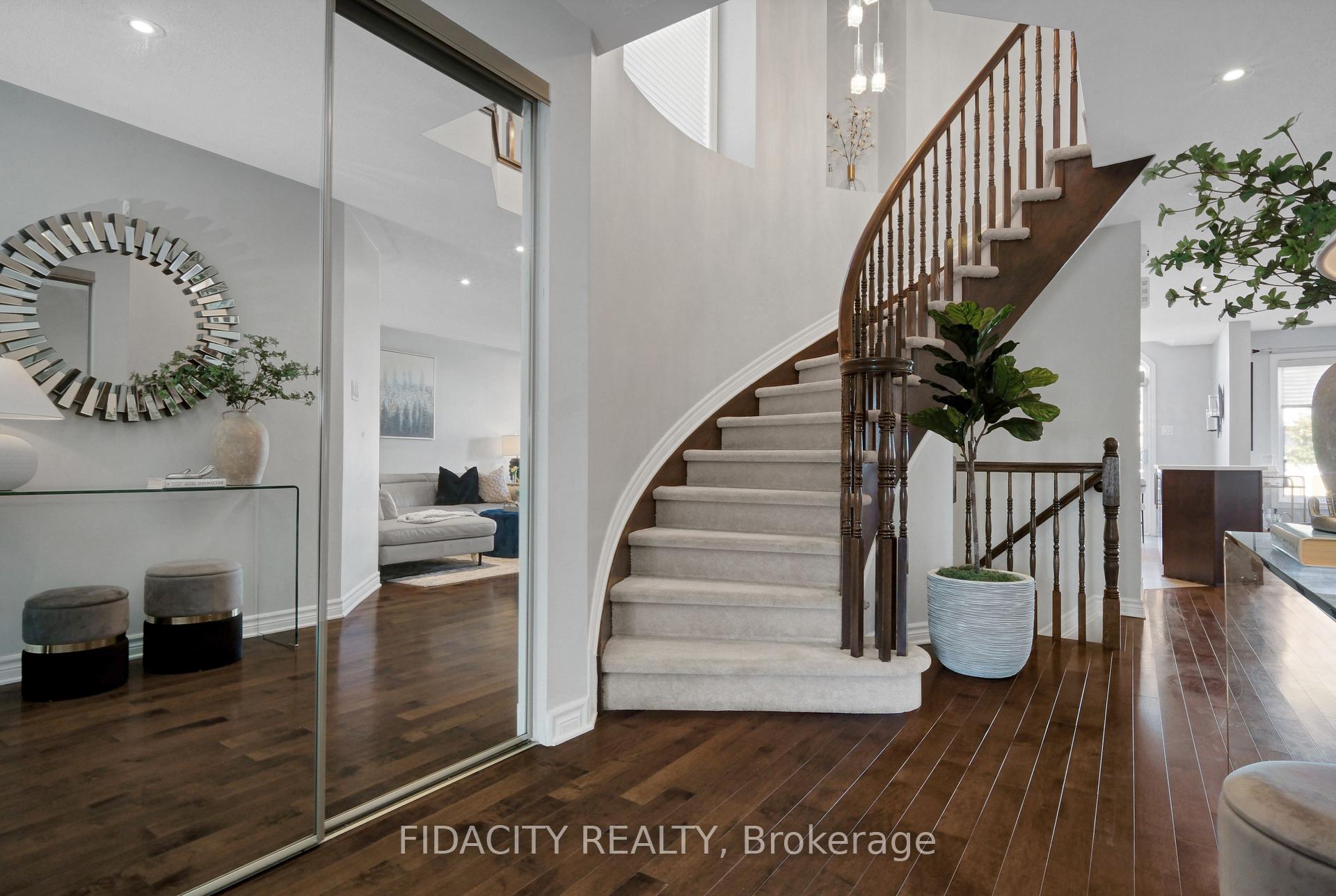Photo 2 of 380 Goldenbrook Way, Ottawa, Avalon East — HOMEH