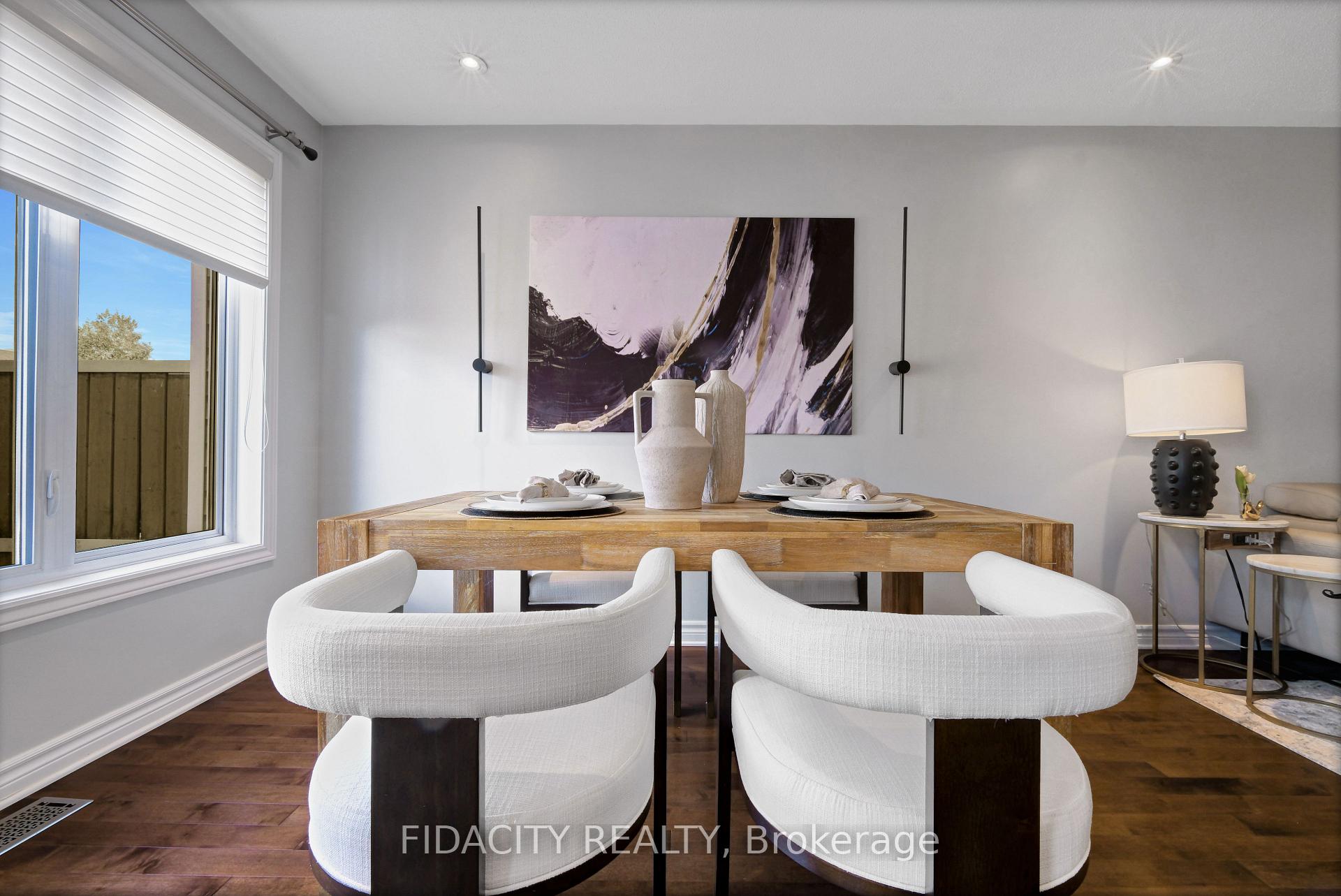 Photo 8 of 380 Goldenbrook Way, Ottawa, Avalon East — HOMEH