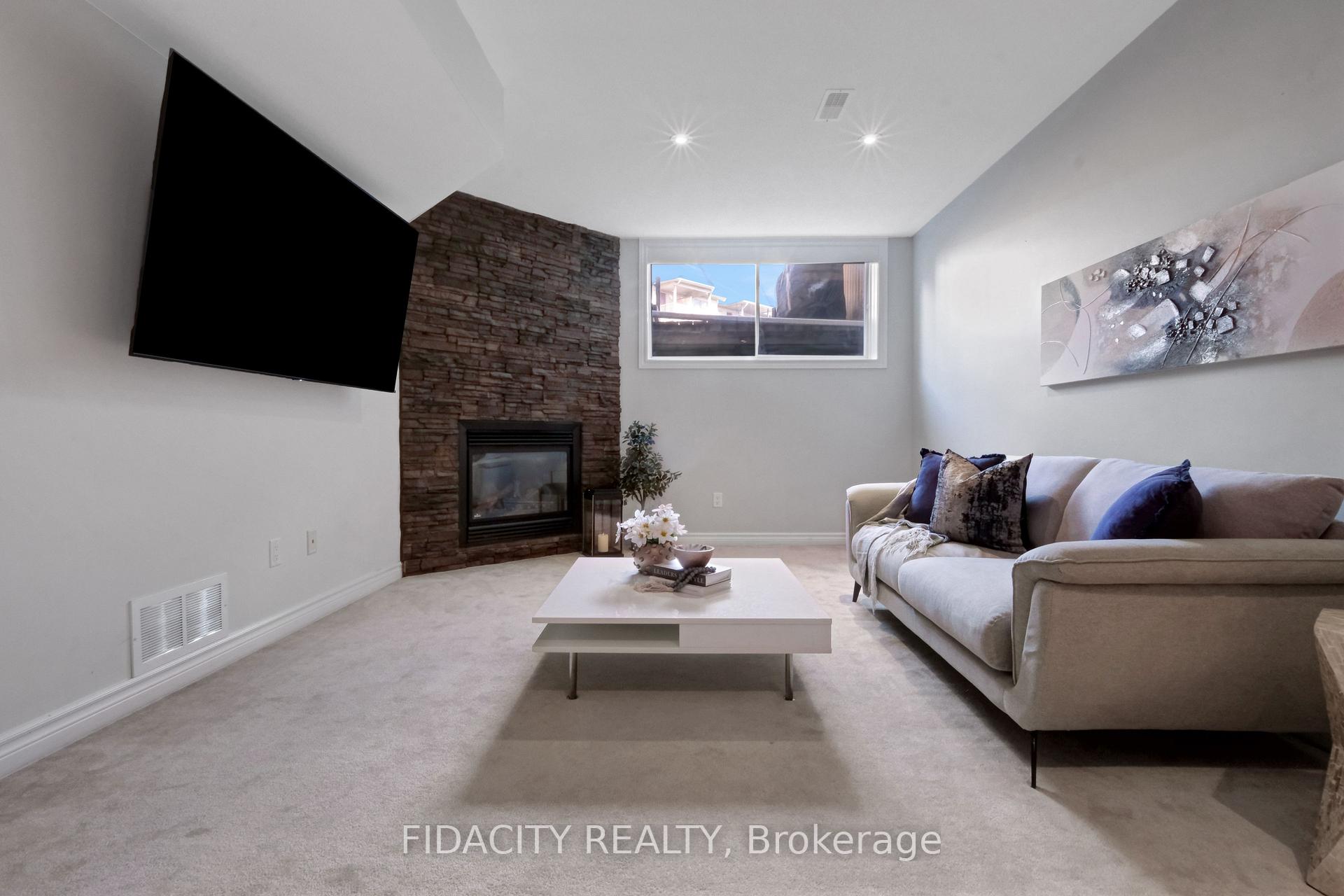 Photo 23 of 380 Goldenbrook Way, Ottawa, Avalon East — HOMEH