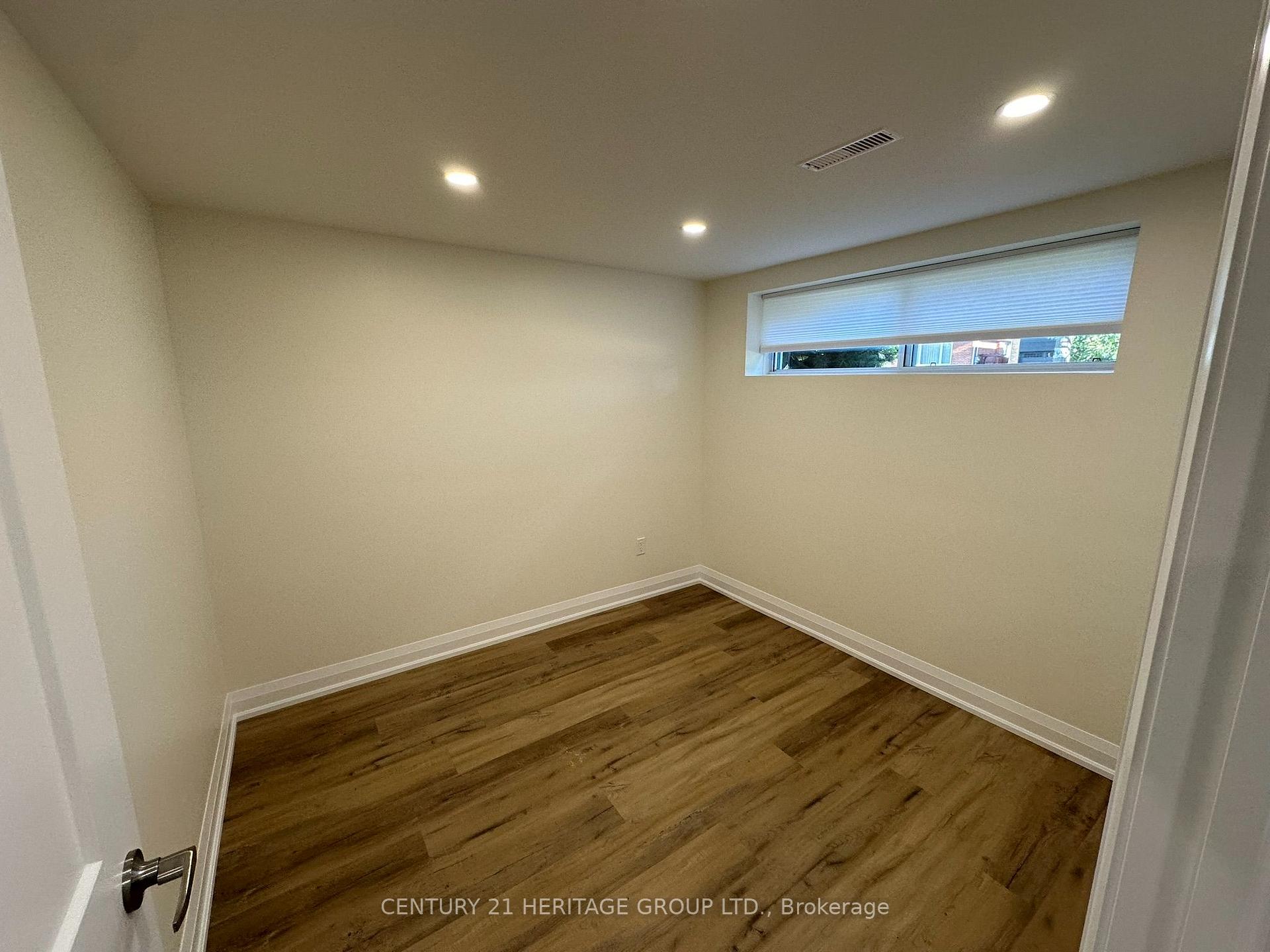 Photo 7 of Unit Basement, 49 Larstone Avenue, Etobicoke, Stonegate-Queensway — HOMEH