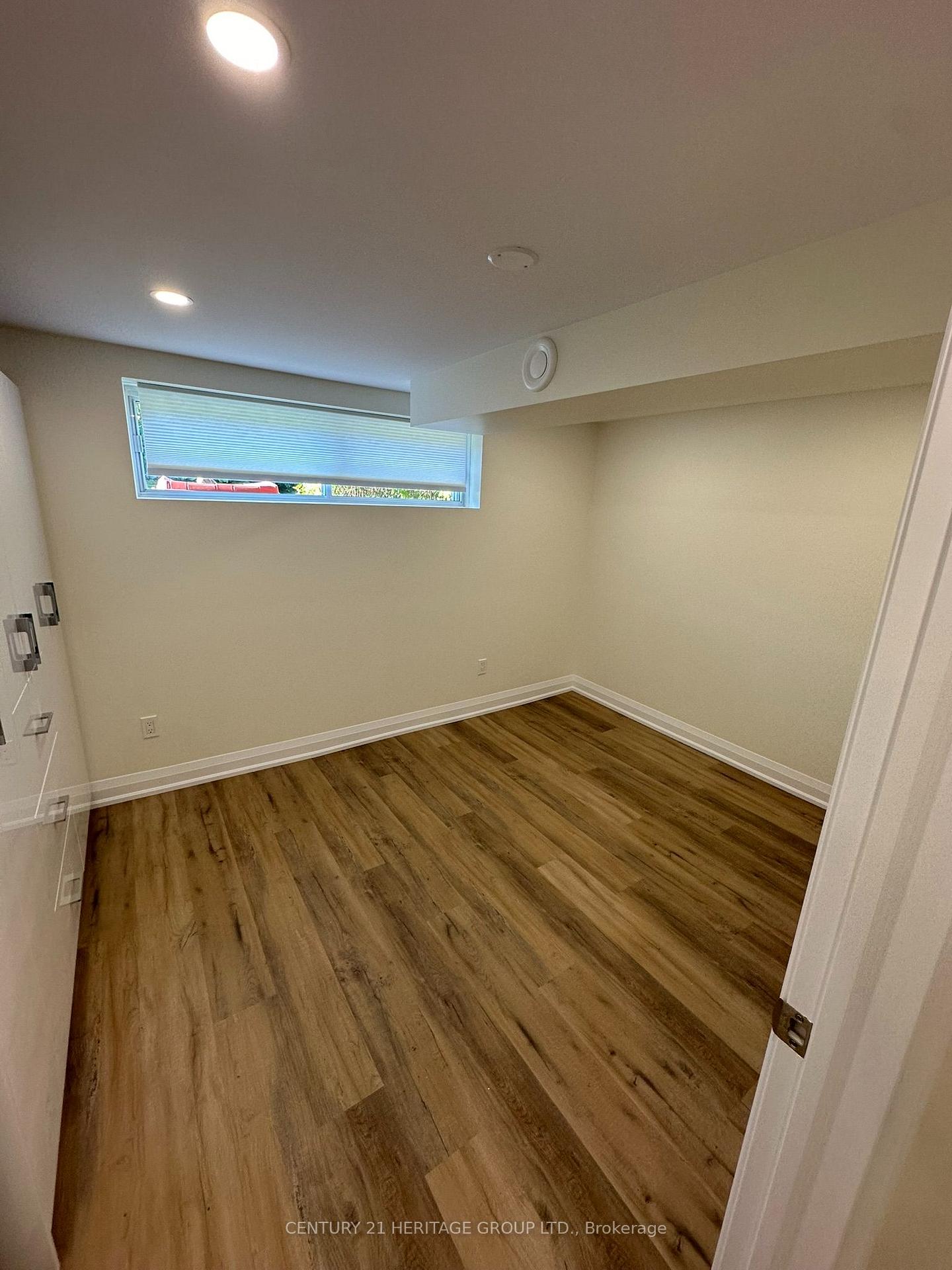 Photo 11 of Unit Basement, 49 Larstone Avenue, Etobicoke, Stonegate-Queensway — HOMEH