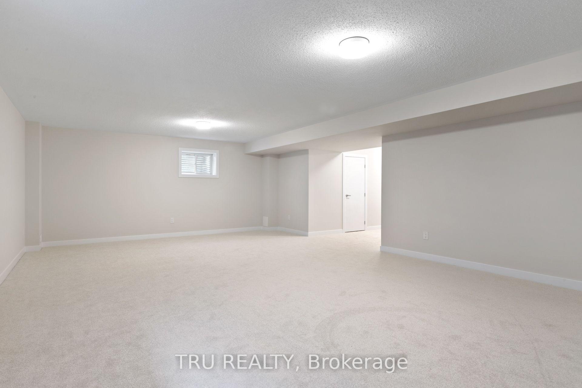 Photo 16 of 77 Hackamore Crescent, Ottawa, Goulbourn Twp From Franktown Rd/South To Rideau — HOMEH