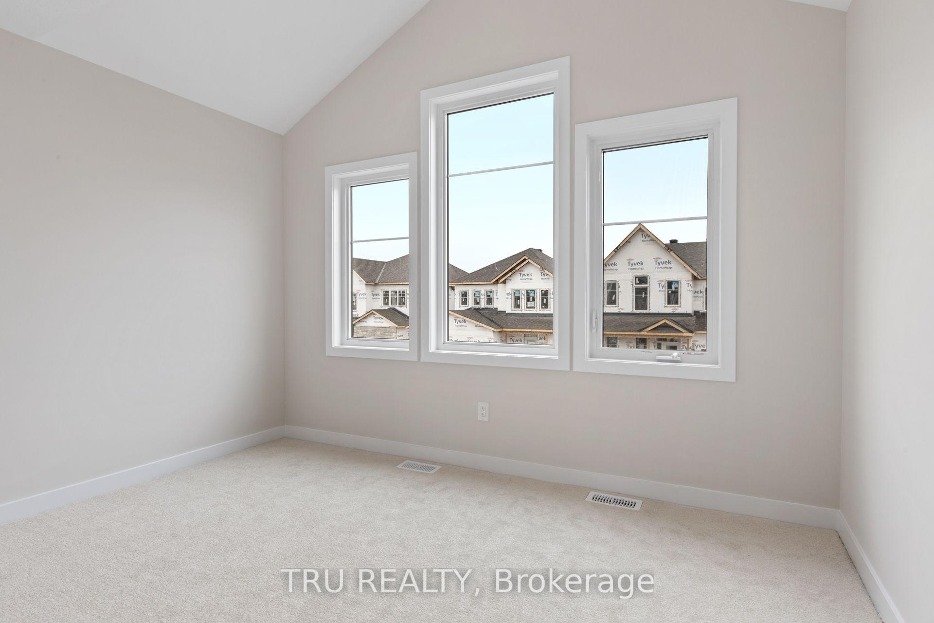 Photo 20 of 77 Hackamore Crescent, Ottawa, Goulbourn Twp From Franktown Rd/South To Rideau — HOMEH