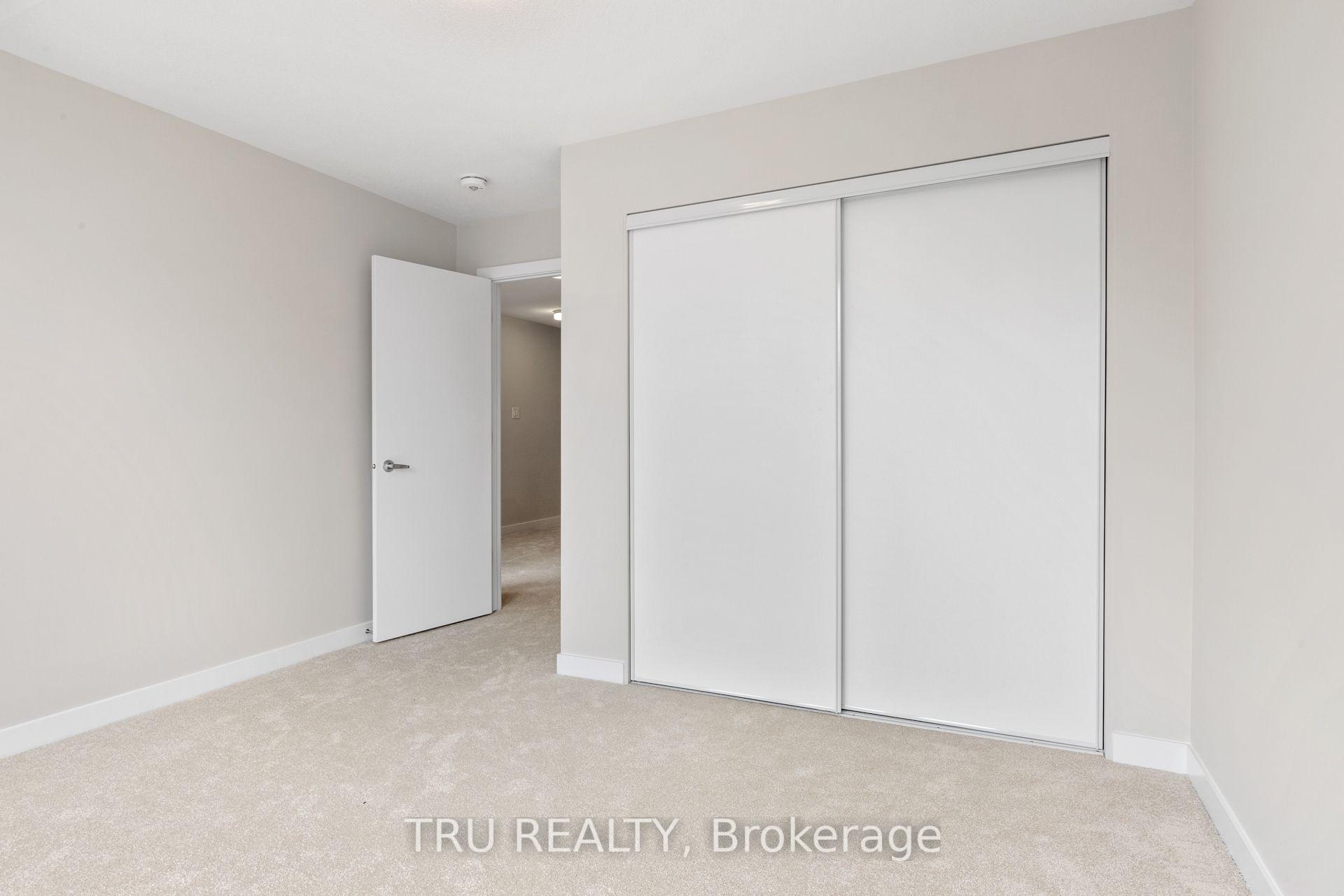 Photo 21 of 77 Hackamore Crescent, Ottawa, Goulbourn Twp From Franktown Rd/South To Rideau — HOMEH