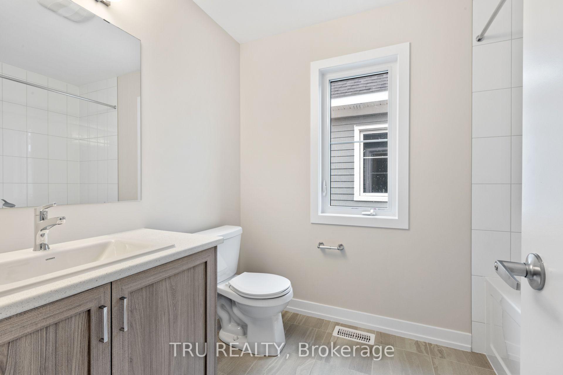Photo 31 of 77 Hackamore Crescent, Ottawa, Goulbourn Twp From Franktown Rd/South To Rideau — HOMEH