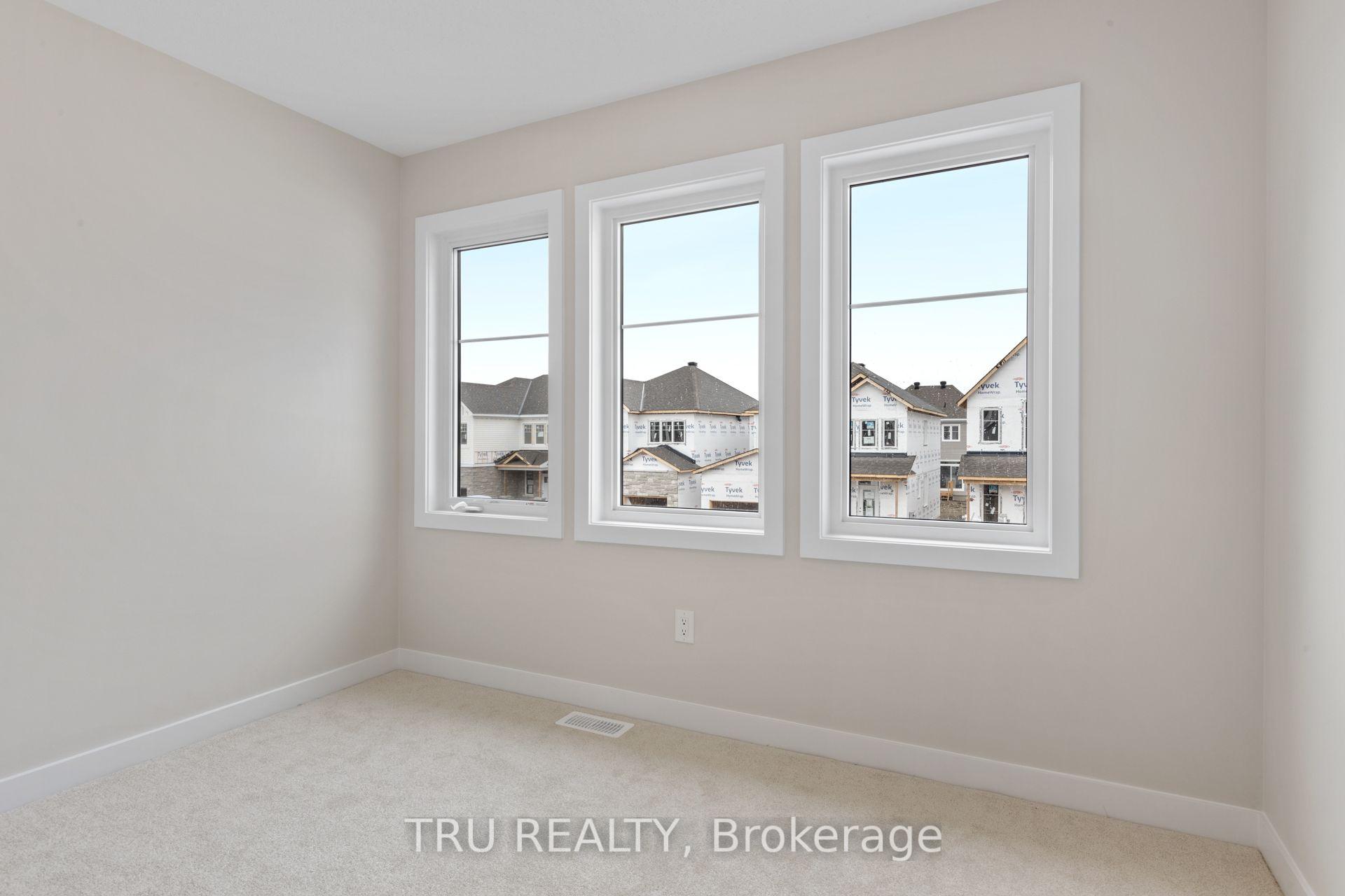 Photo 29 of 77 Hackamore Crescent, Ottawa, Goulbourn Twp From Franktown Rd/South To Rideau — HOMEH