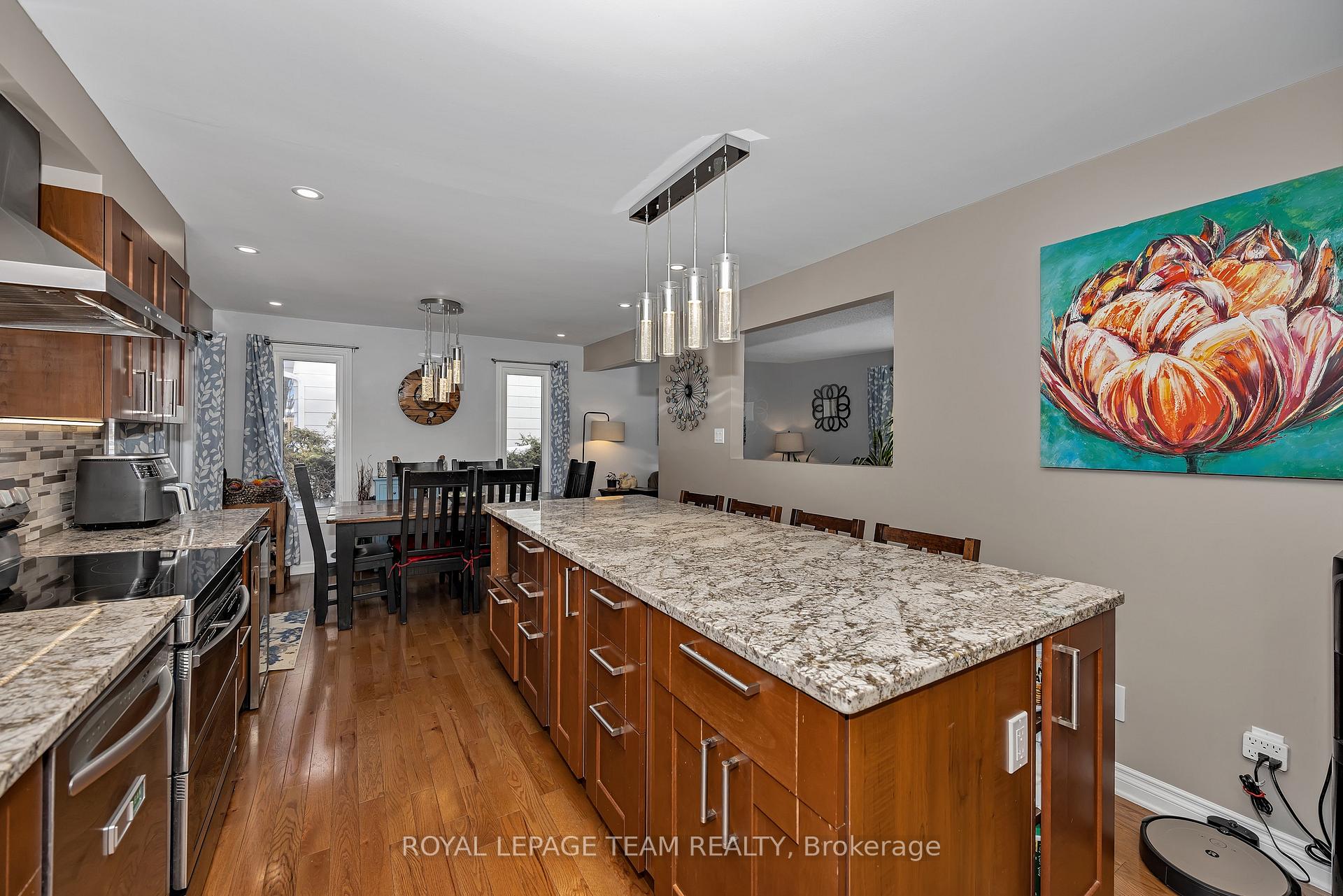 Photo 9 of 55 Coldstream Drive, Ottawa, Munster — HOMEH