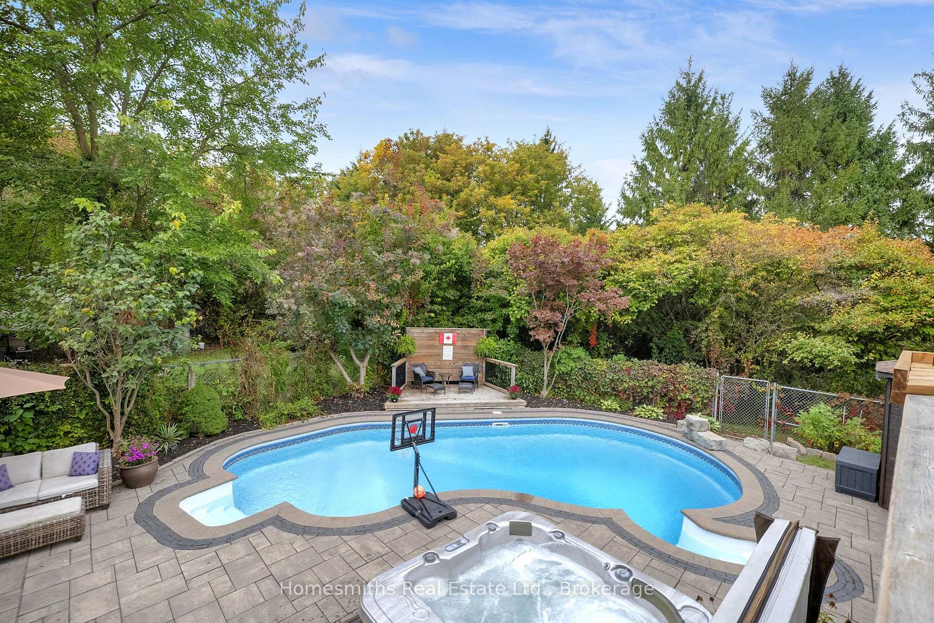 Photo 43 of 14 Orr Court, Clarington, Bowmanville — HOMEH