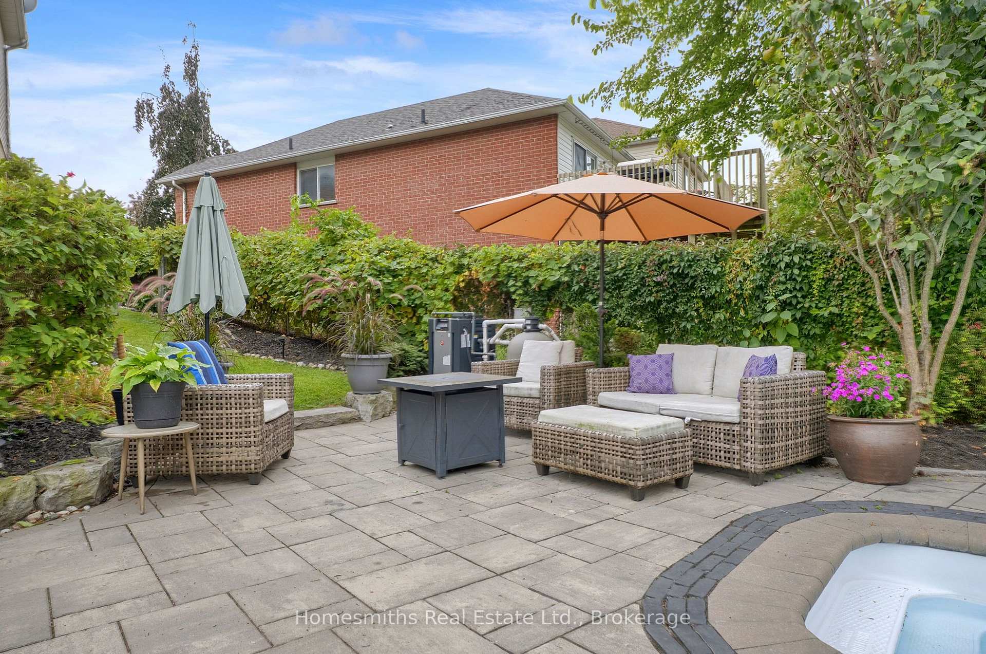 Photo 48 of 14 Orr Court, Clarington, Bowmanville — HOMEH
