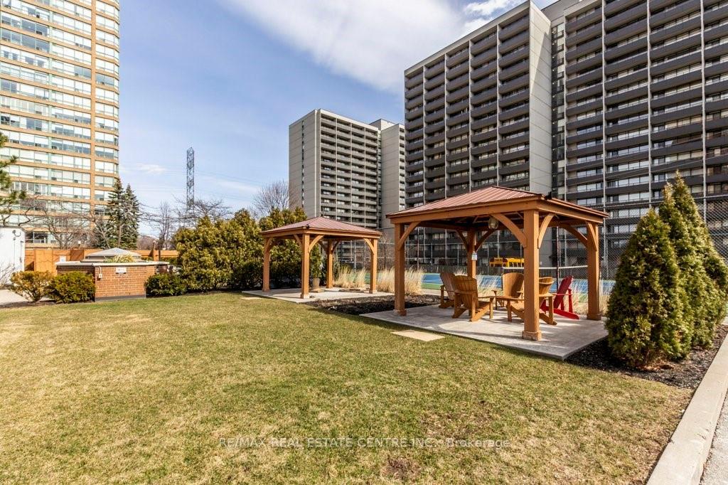 Photo 35 of 1270 Maple Crossing Blvd, Burlington, Brant — HOMEH