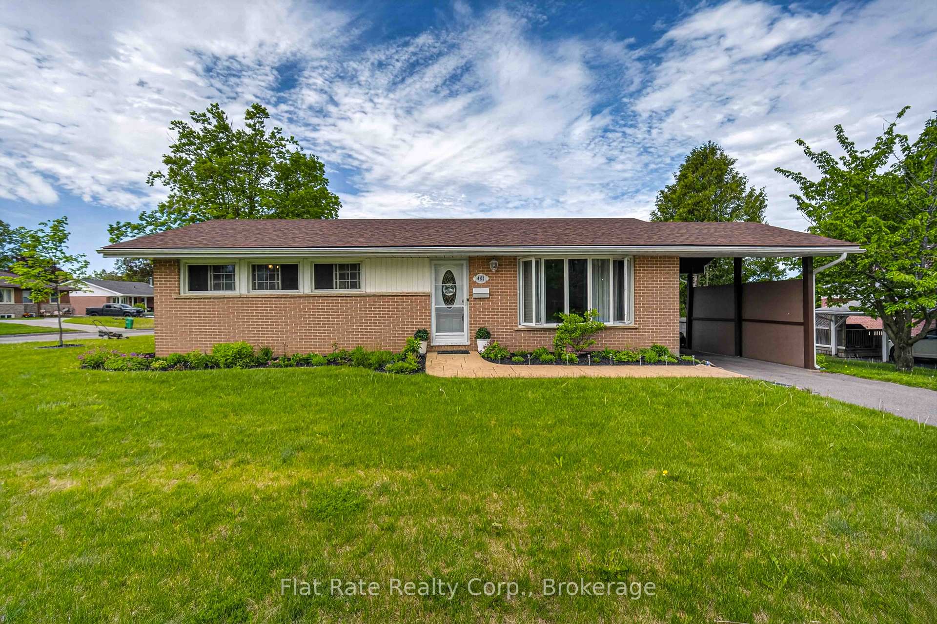 Photo of 481 Barker Avenue