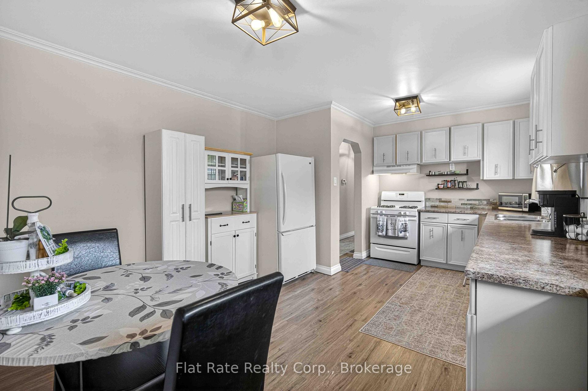Photo 10 of 481 Barker Avenue, Peterborough, Ashburnham Ward 4 — HOMEH