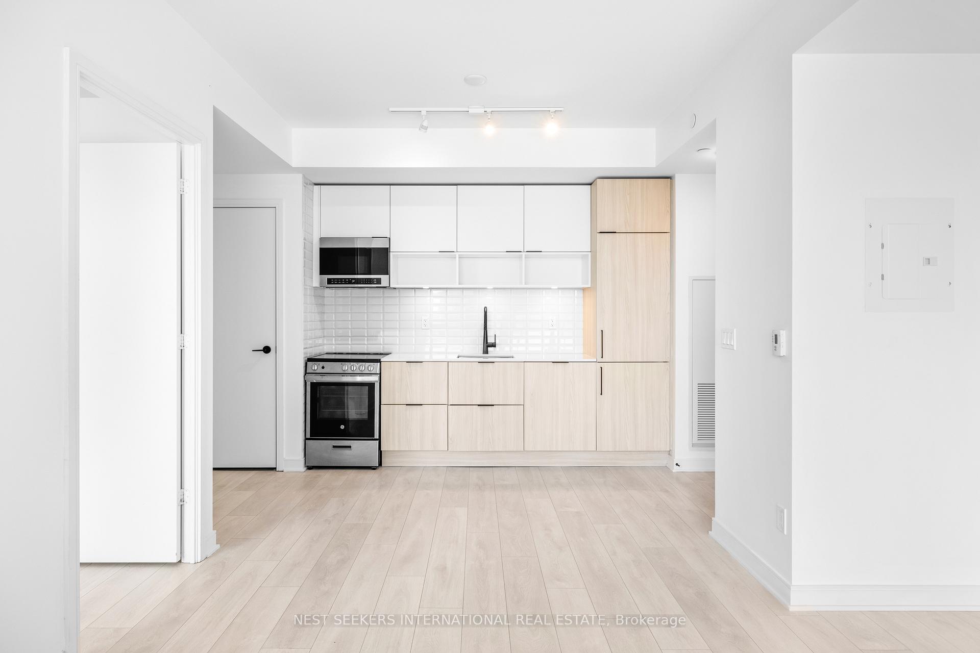 Photo 10 of Unit S347, 35 Rolling Mills Road, Toronto, Waterfront Communities — HOMEH