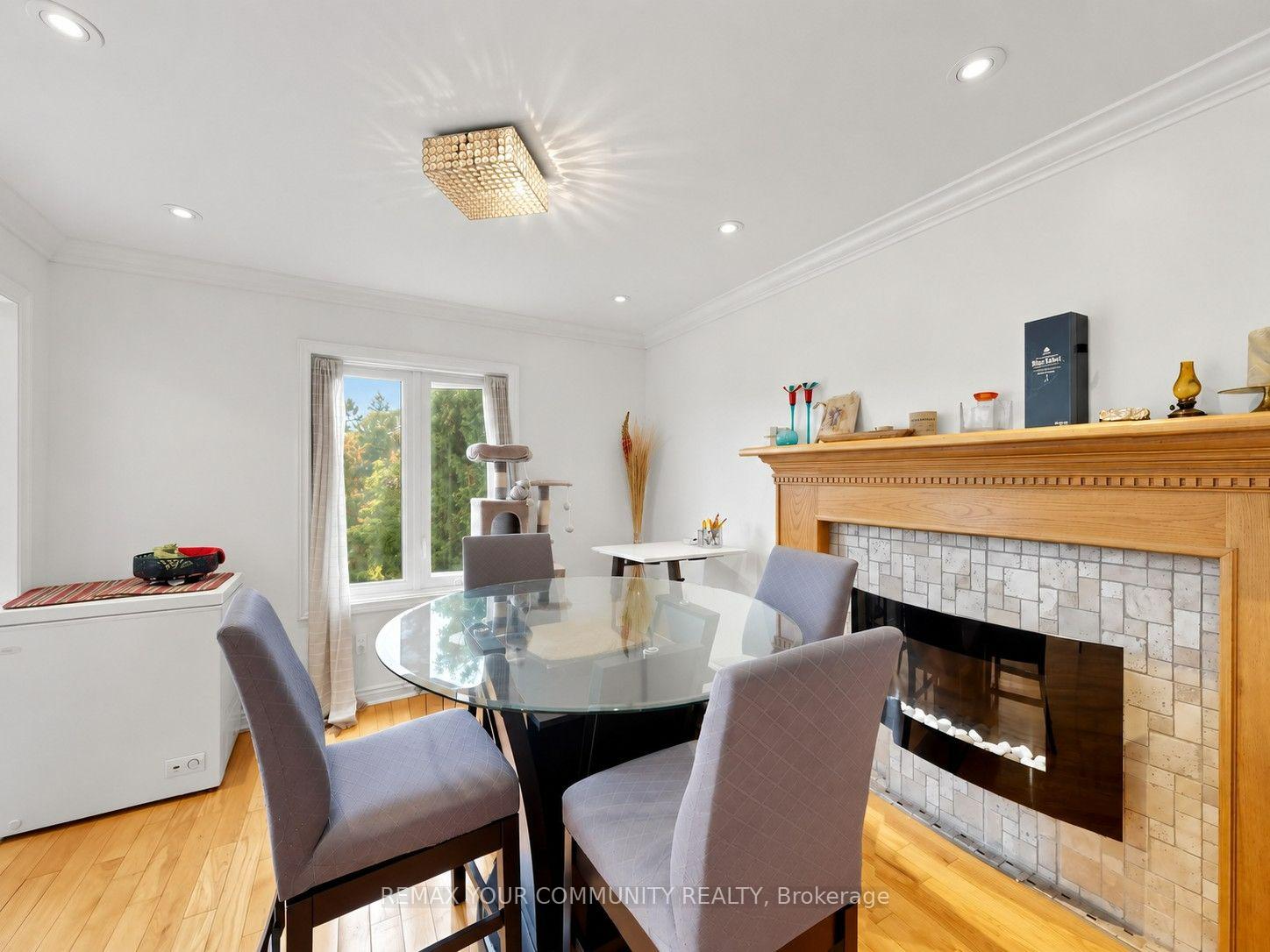 Photo 10 of 27 Mitchell Avenue, Whitchurch-Stouffville, Rural Whitchurch-Stouffville — HOMEH