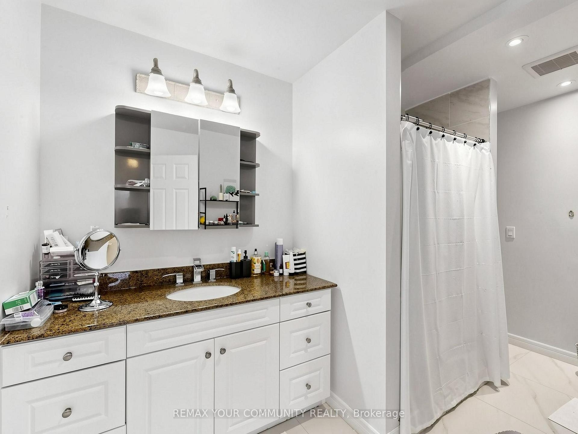 Photo 21 of 27 Mitchell Avenue, Whitchurch-Stouffville, Rural Whitchurch-Stouffville — HOMEH
