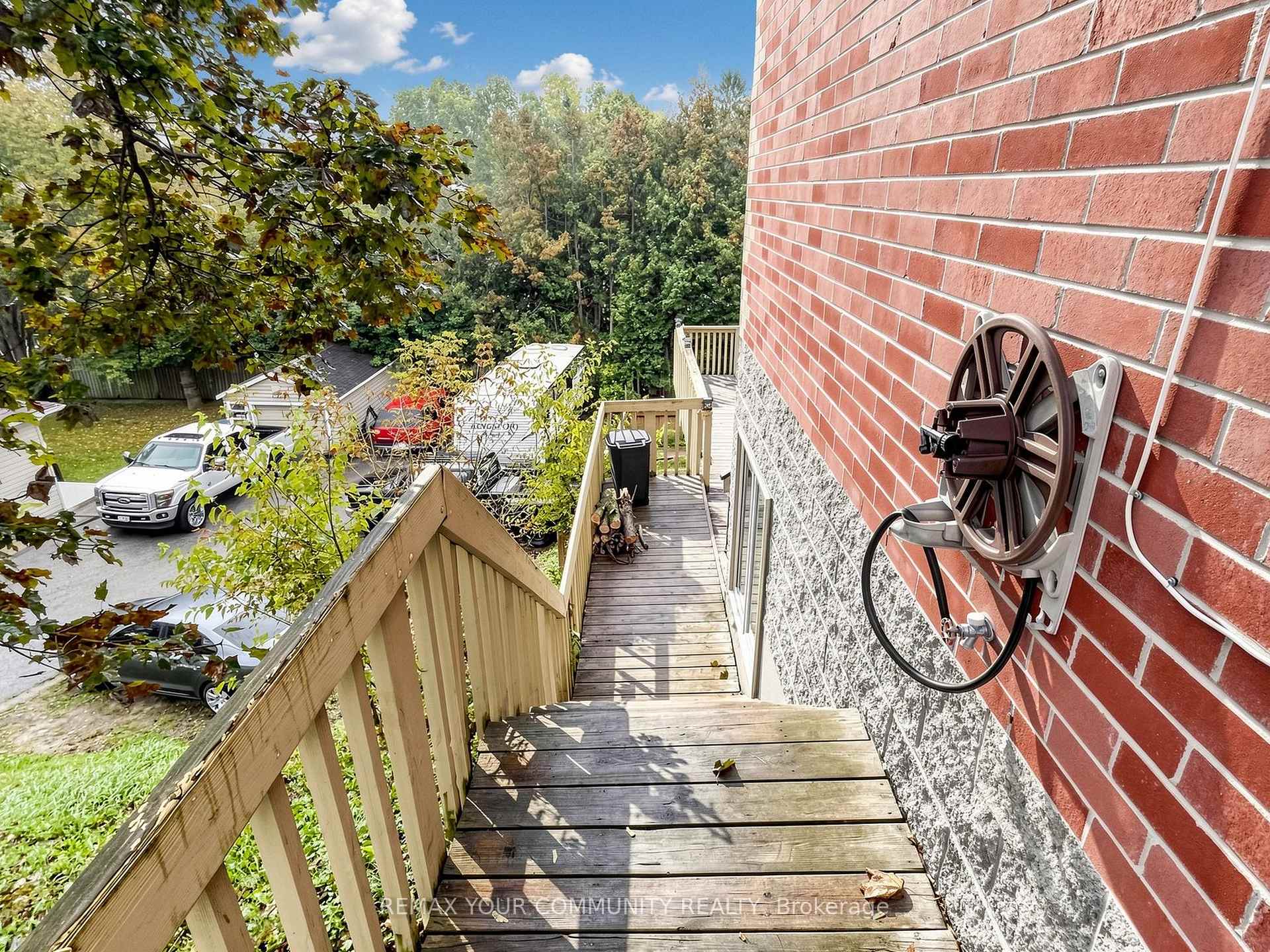 Photo 45 of 27 Mitchell Avenue, Whitchurch-Stouffville, Rural Whitchurch-Stouffville — HOMEH