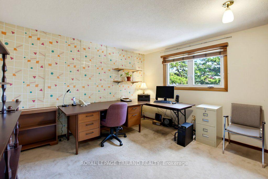 Photo 25 of 134 St Lawrence Boulevard, London, South O — HOMEH