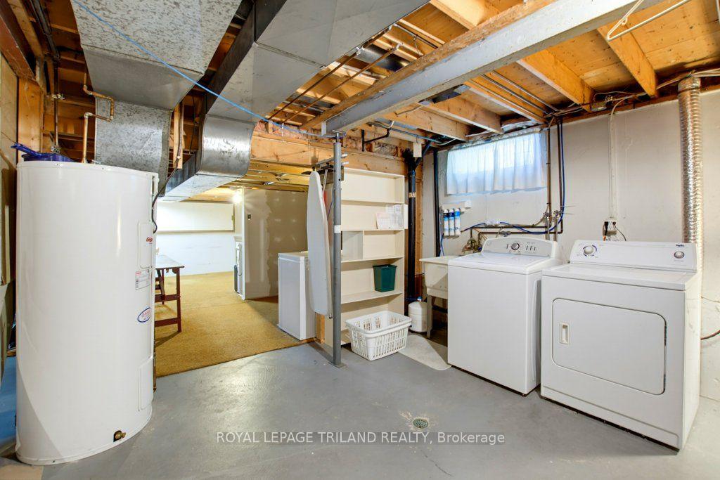 Photo 31 of 134 St Lawrence Boulevard, London, South O — HOMEH