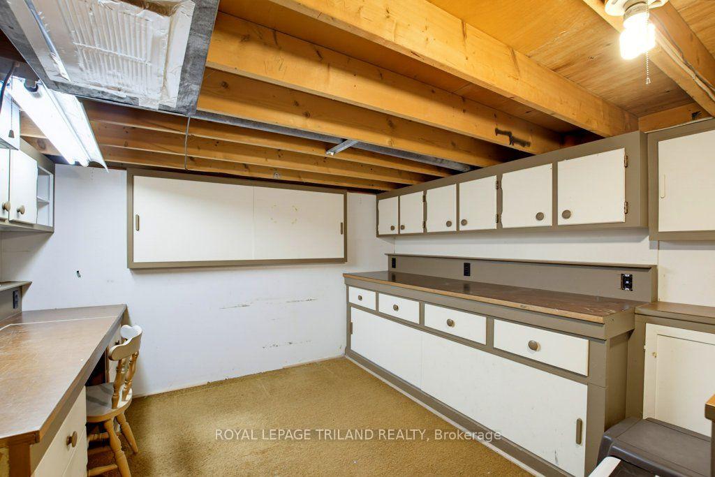 Photo 33 of 134 St Lawrence Boulevard, London, South O — HOMEH