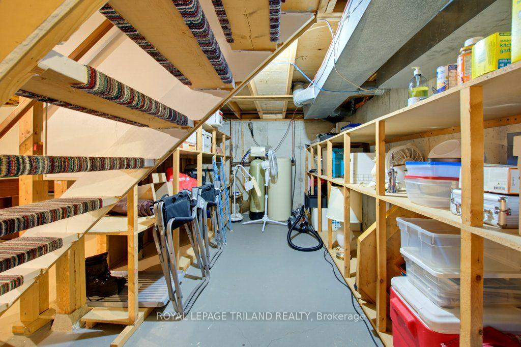 Photo 34 of 134 St Lawrence Boulevard, London, South O — HOMEH