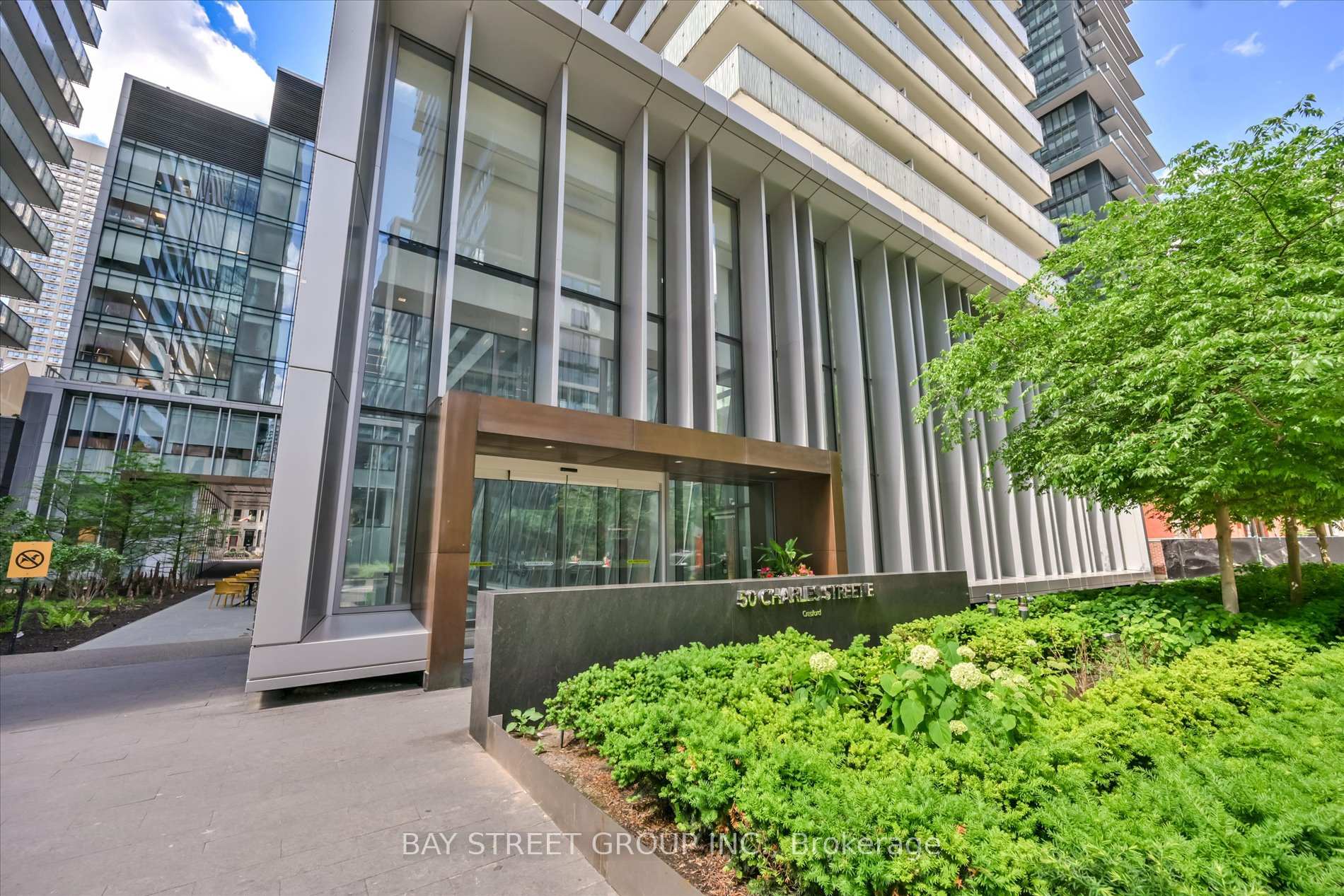 Photo 4 of Unit LPH4706, 50 Charles Street, Toronto, Church-Yonge Corridor — HOMEH