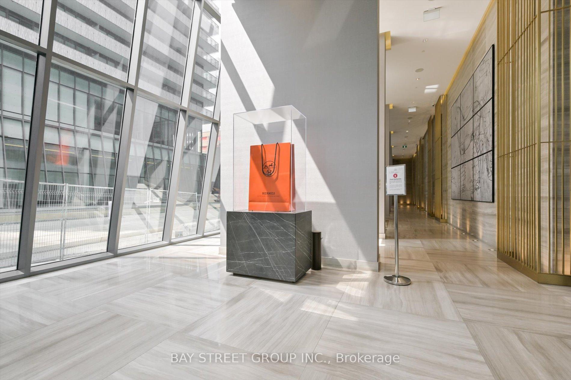 Photo 7 of Unit LPH4706, 50 Charles Street, Toronto, Church-Yonge Corridor — HOMEH