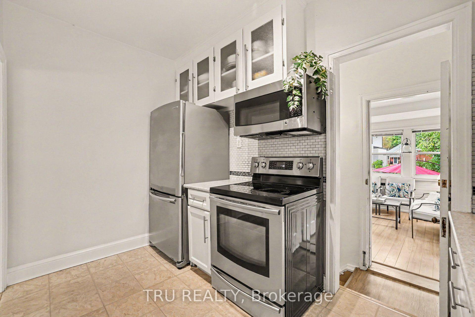 Photo 11 of 51 Merritt Avenue, Ottawa, Ottawa East — HOMEH