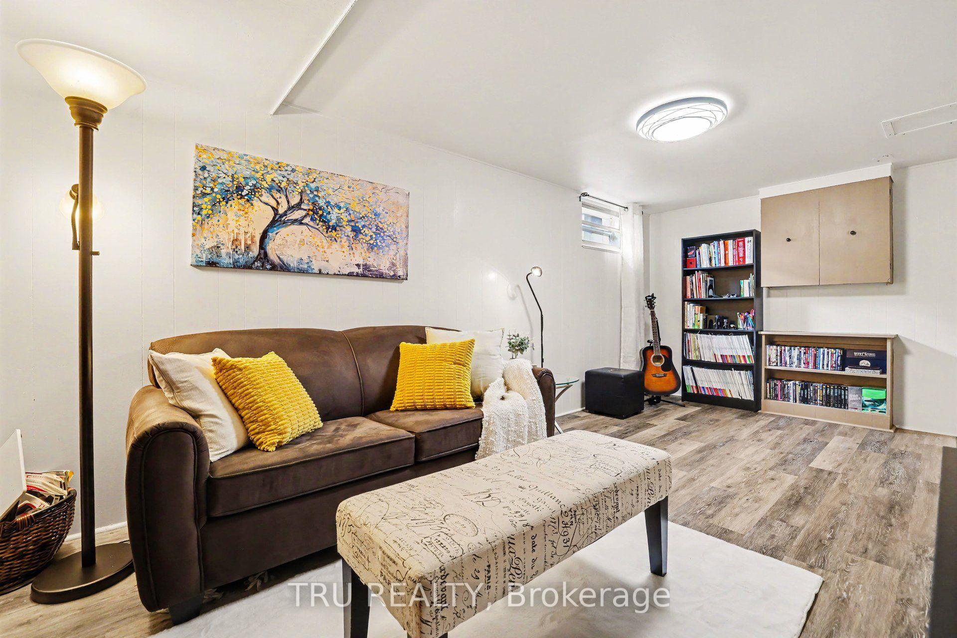 Photo 21 of 51 Merritt Avenue, Ottawa, Ottawa East — HOMEH