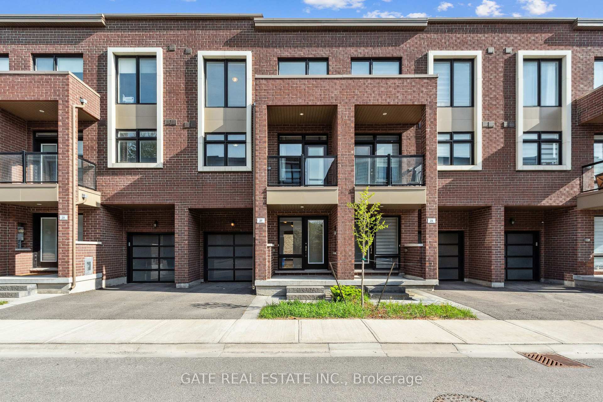 Photo of 27 Moneypenny Place