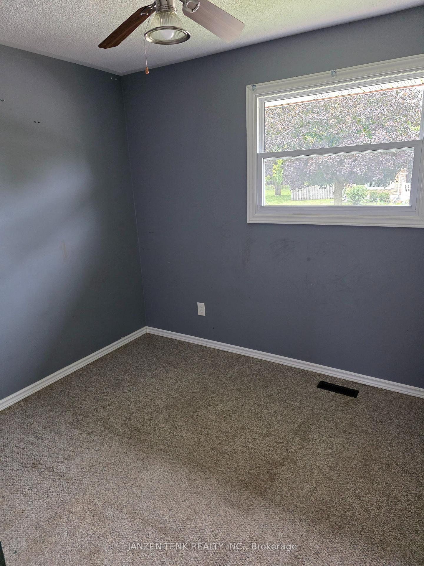 Photo 6 of 119 Moore Avenue, Aylmer — HOMEH