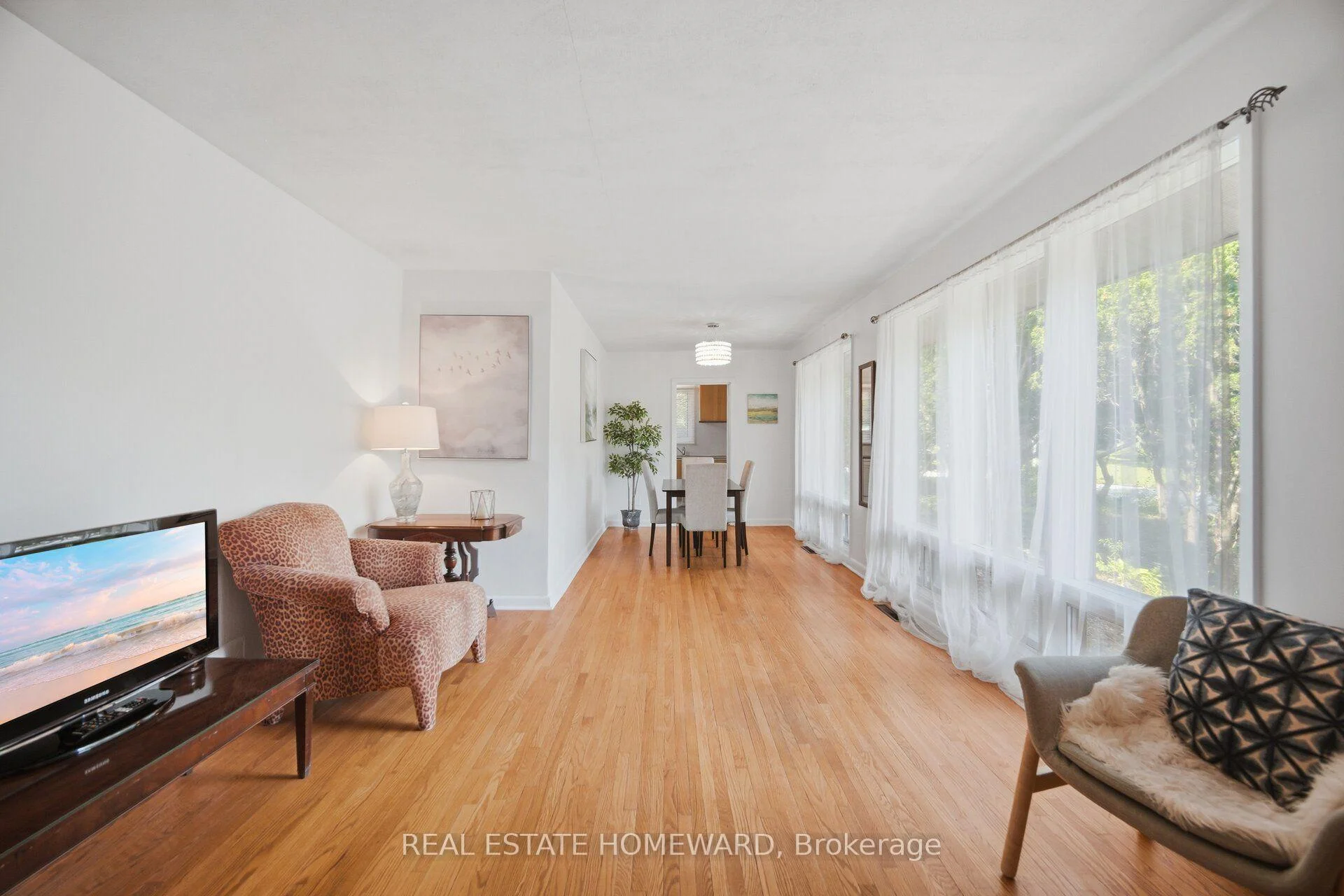 Photo 15 of 3 Shadwell Place, North York, Banbury-Don Mills — HOMEH