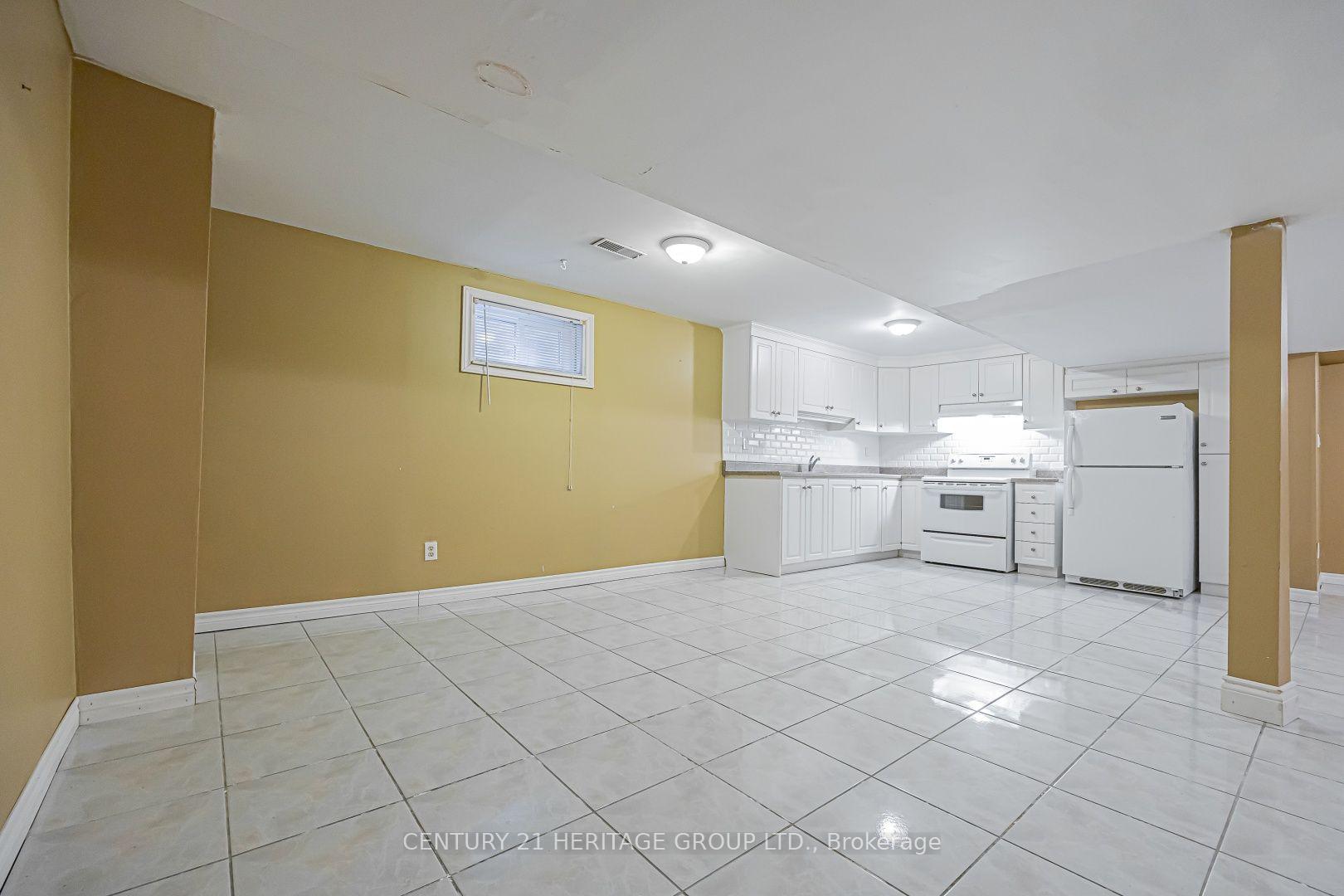 Photo 31 of 100 Adrianno Crescent, Vaughan, East Woodbridge — HOMEH