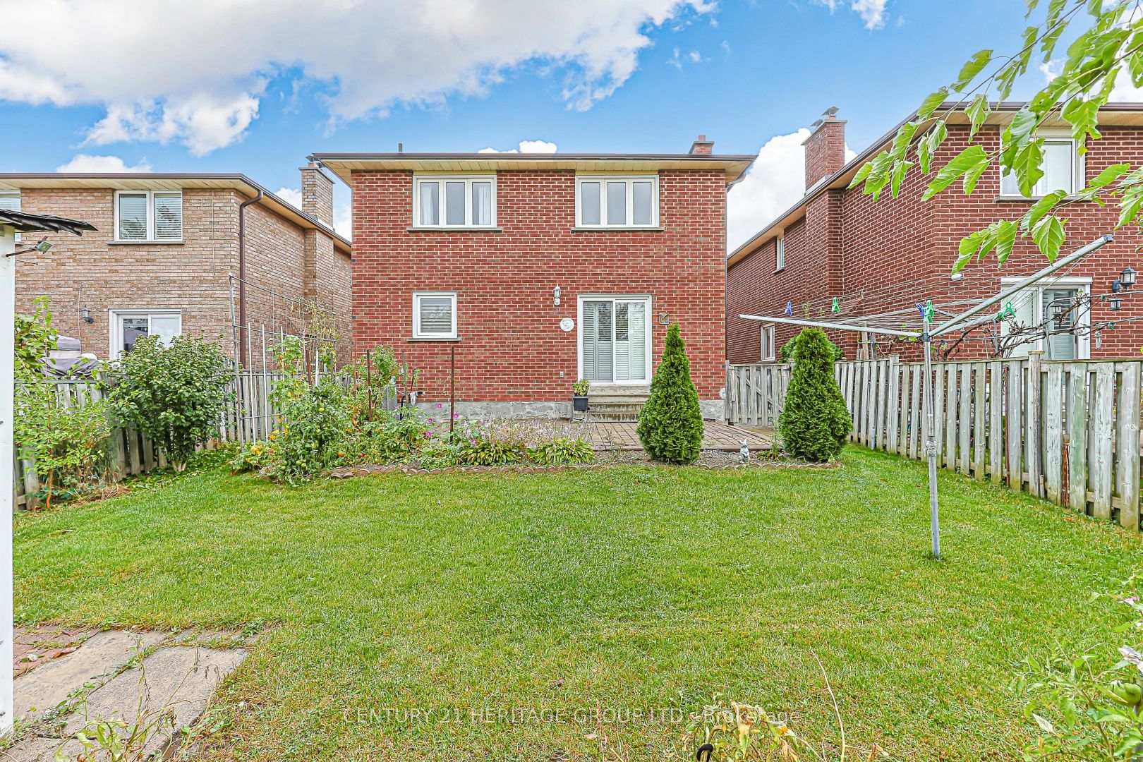Photo 37 of 100 Adrianno Crescent, Vaughan, East Woodbridge — HOMEH