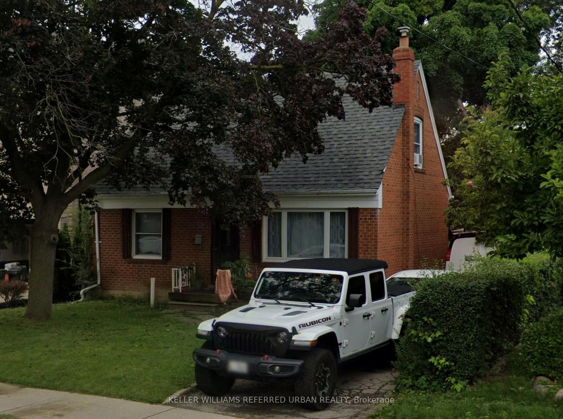 Photo of 32 Amesbury Drive