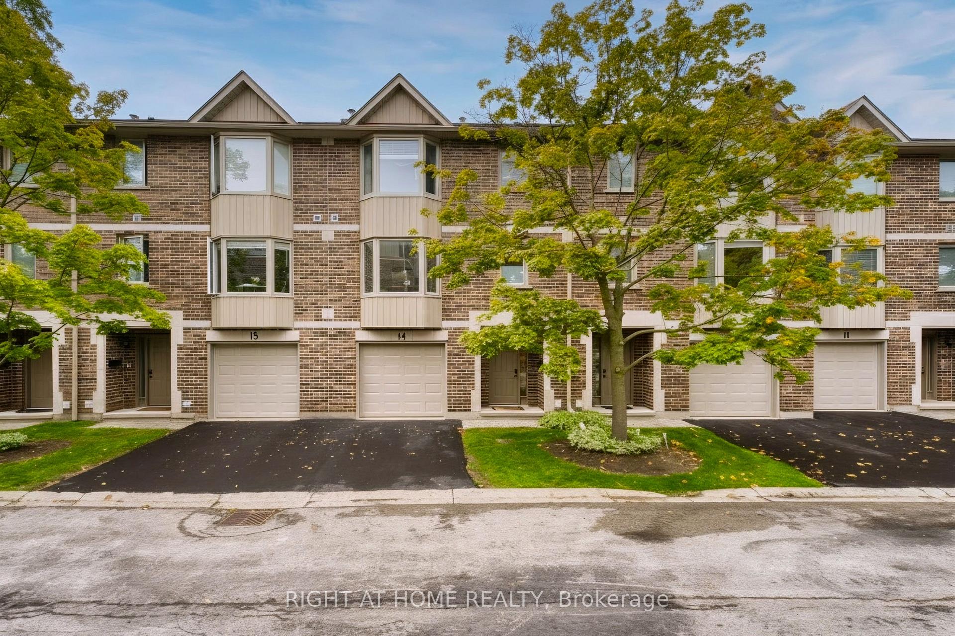 Photo of Unit 14, 1548 Richmond Street
