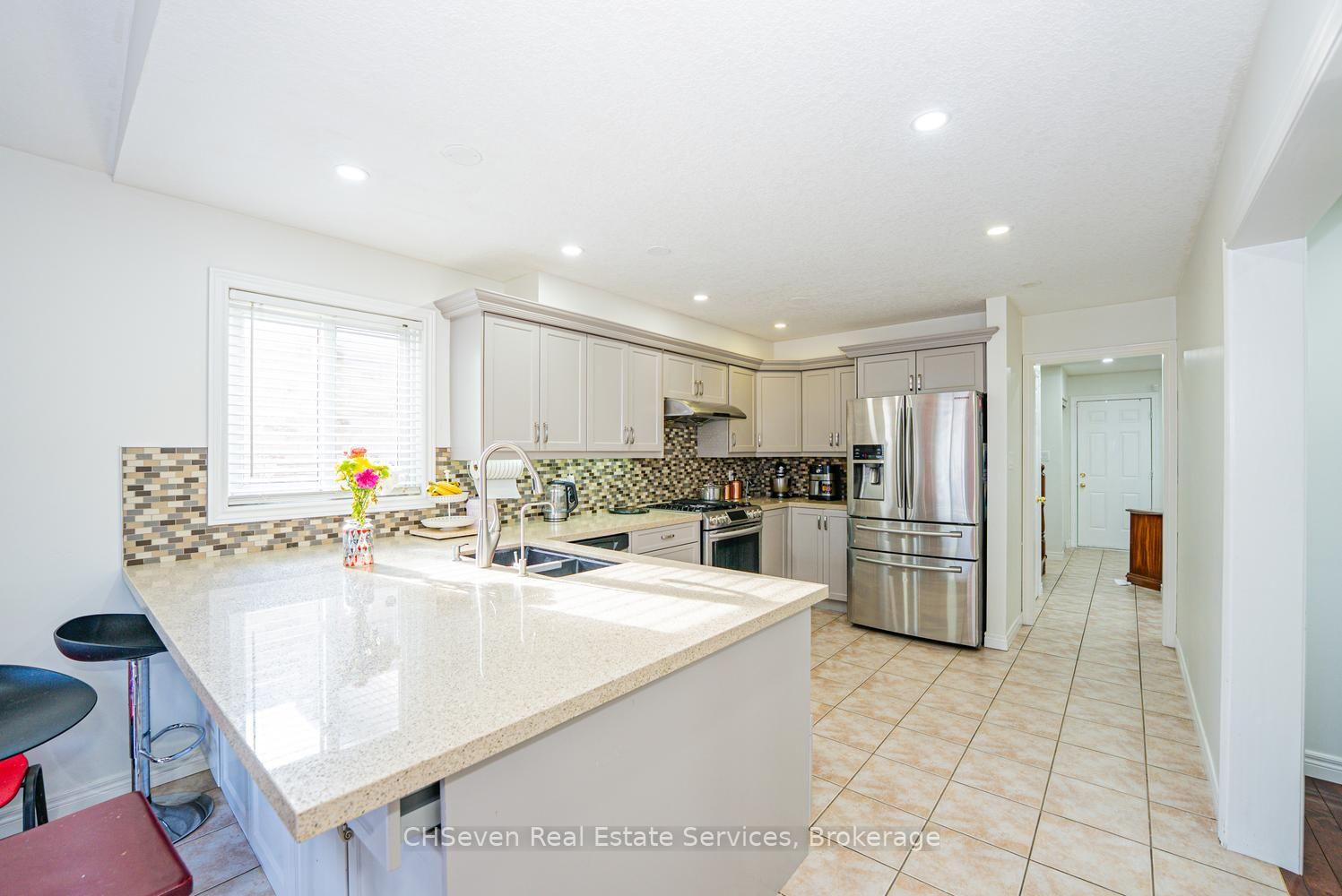 Photo 9 of 373 Thomas Slee Drive, Kitchener, Doon South — HOMEH