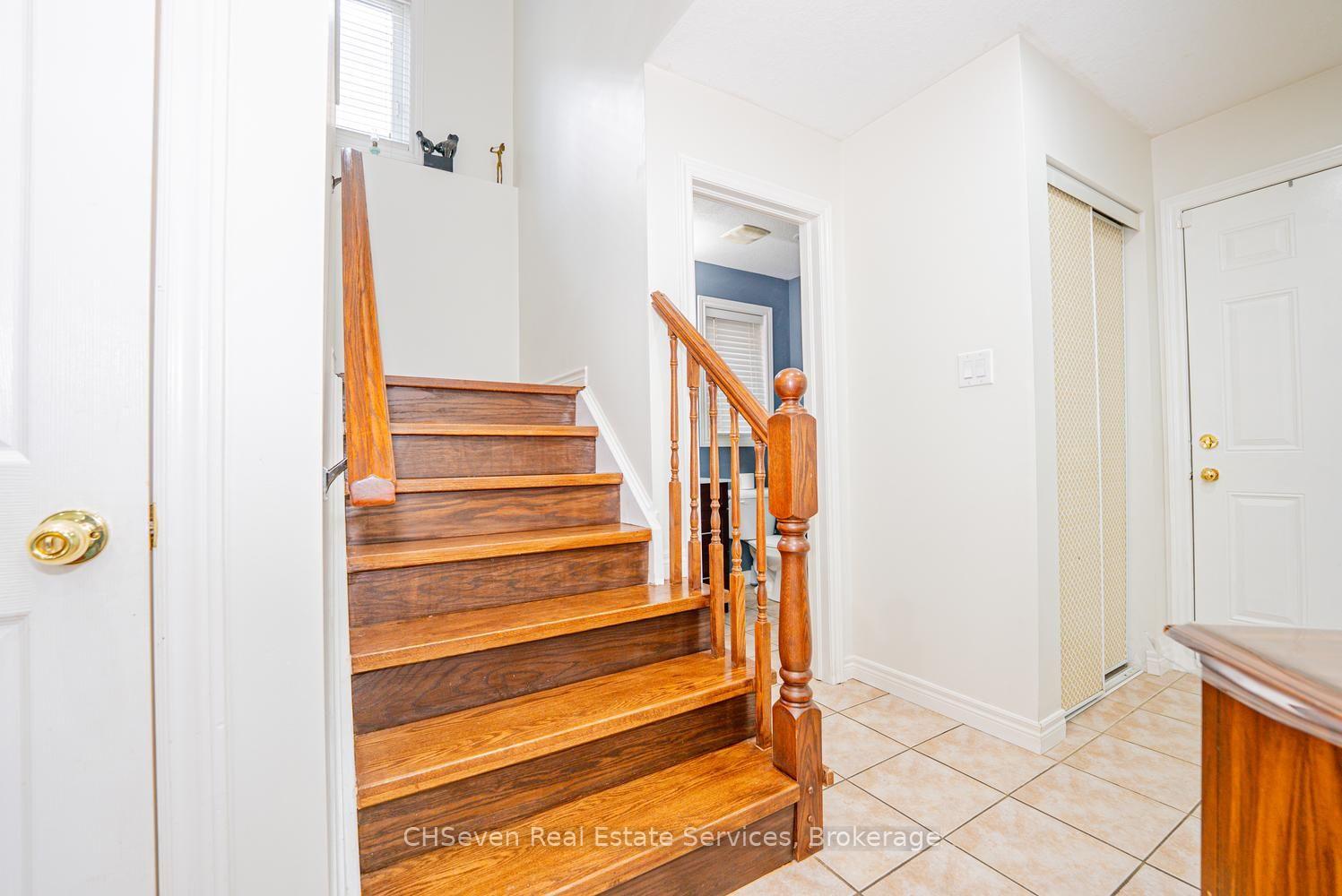 Photo 17 of 373 Thomas Slee Drive, Kitchener, Doon South — HOMEH