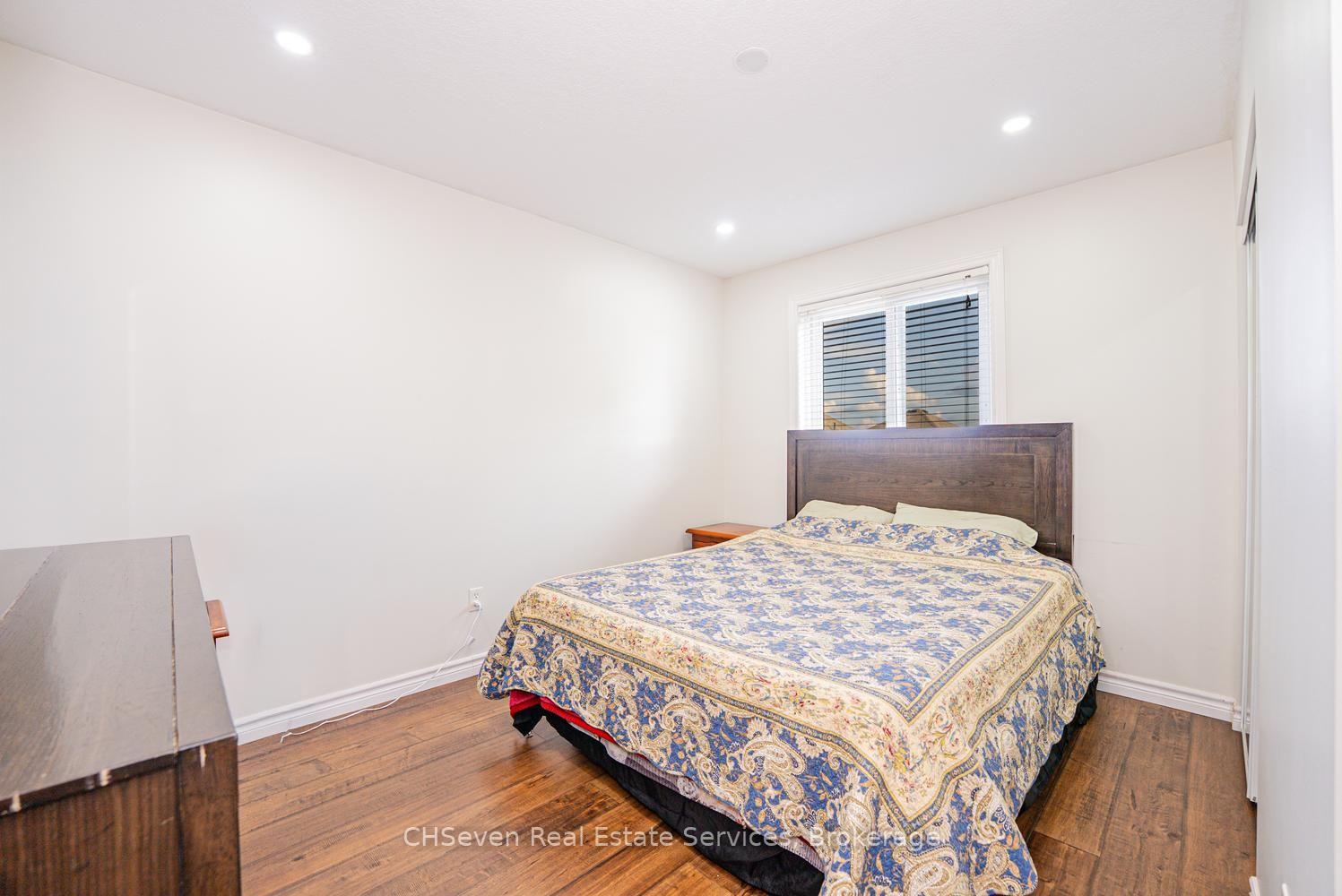 Photo 23 of 373 Thomas Slee Drive, Kitchener, Doon South — HOMEH