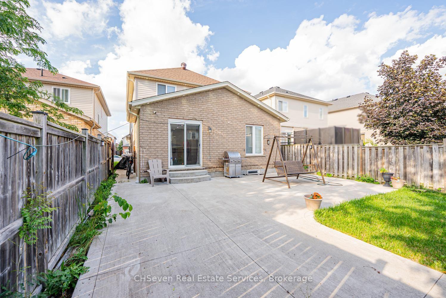 Photo 44 of 373 Thomas Slee Drive, Kitchener, Doon South — HOMEH
