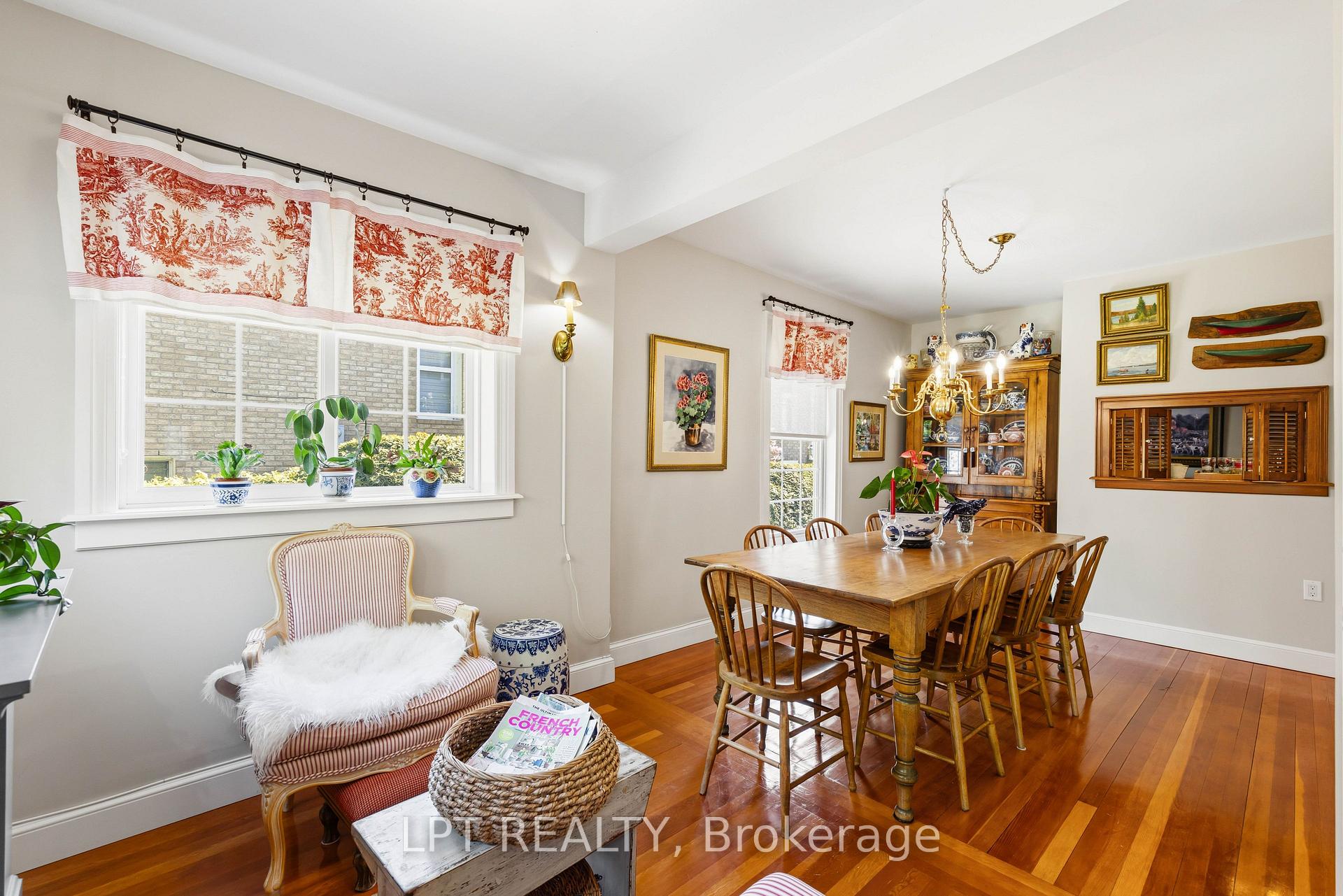 Photo 14 of 145 Lake Drive N, Georgina, Keswick North — HOMEH