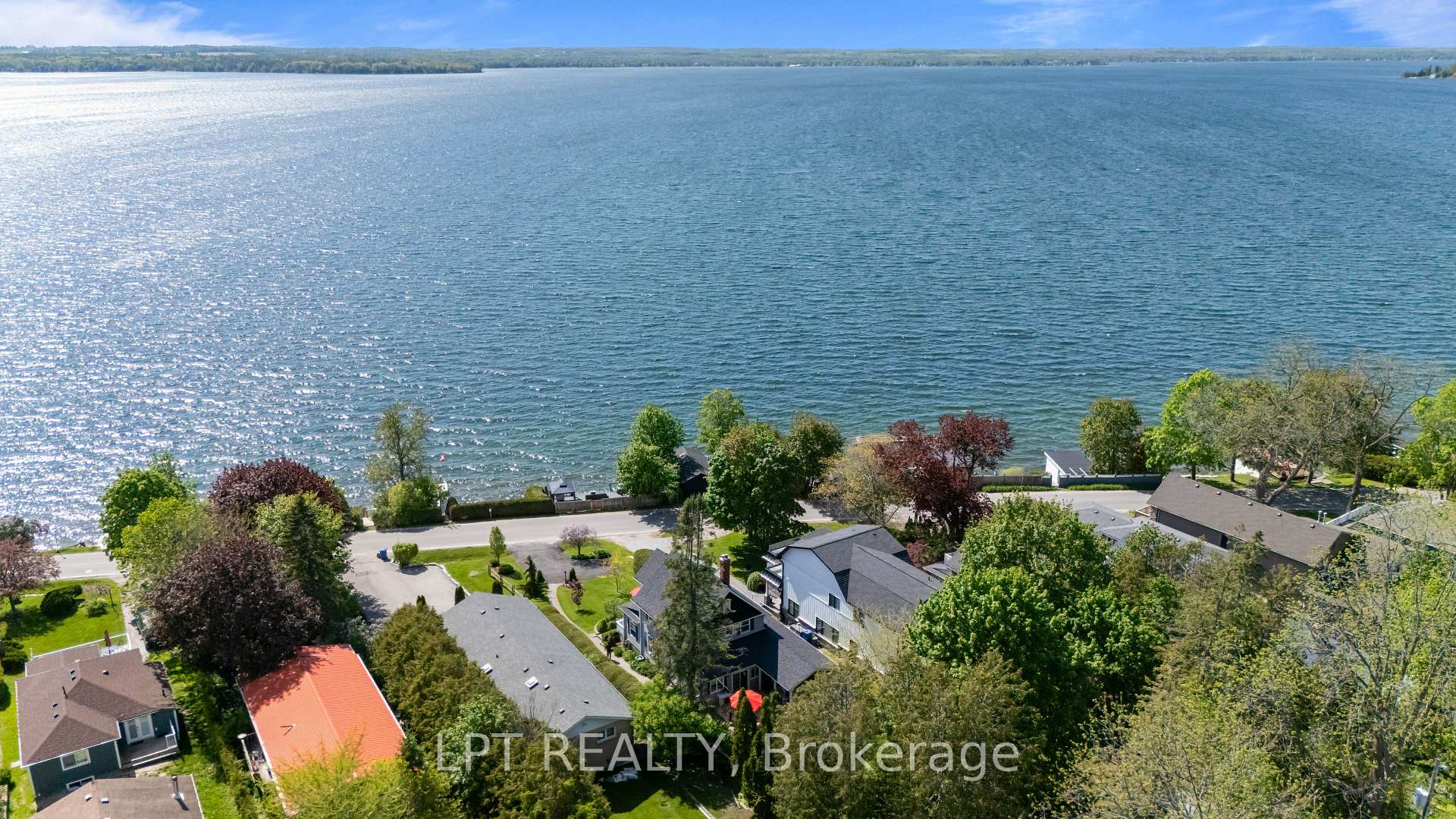 Photo 47 of 145 Lake Drive N, Georgina, Keswick North — HOMEH