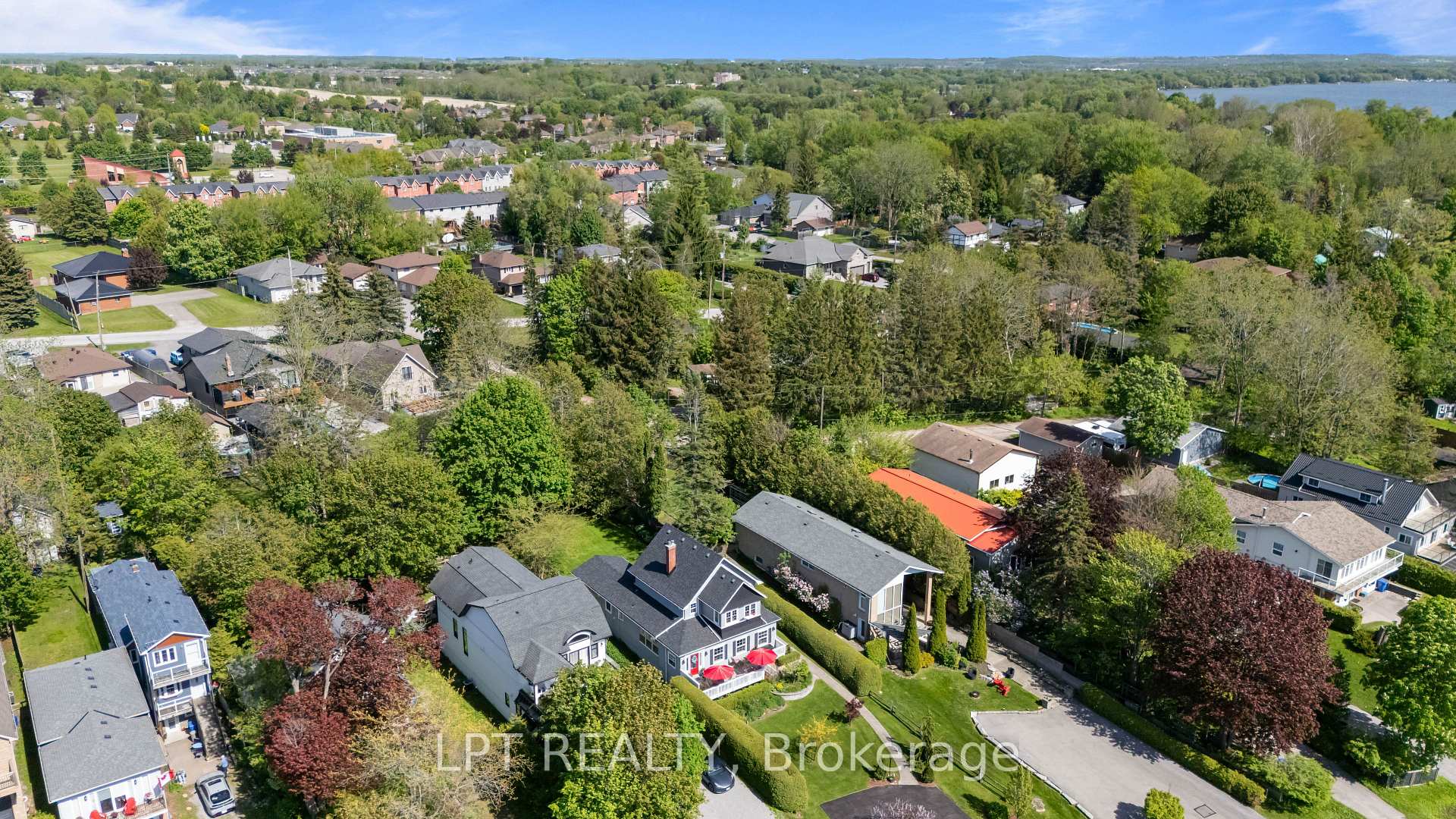 Photo 48 of 145 Lake Drive N, Georgina, Keswick North — HOMEH