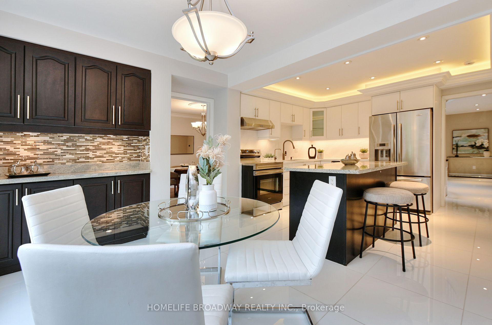 Photo 16 of 30 Gossamer Avenue, North York, Newtonbrook East — HOMEH